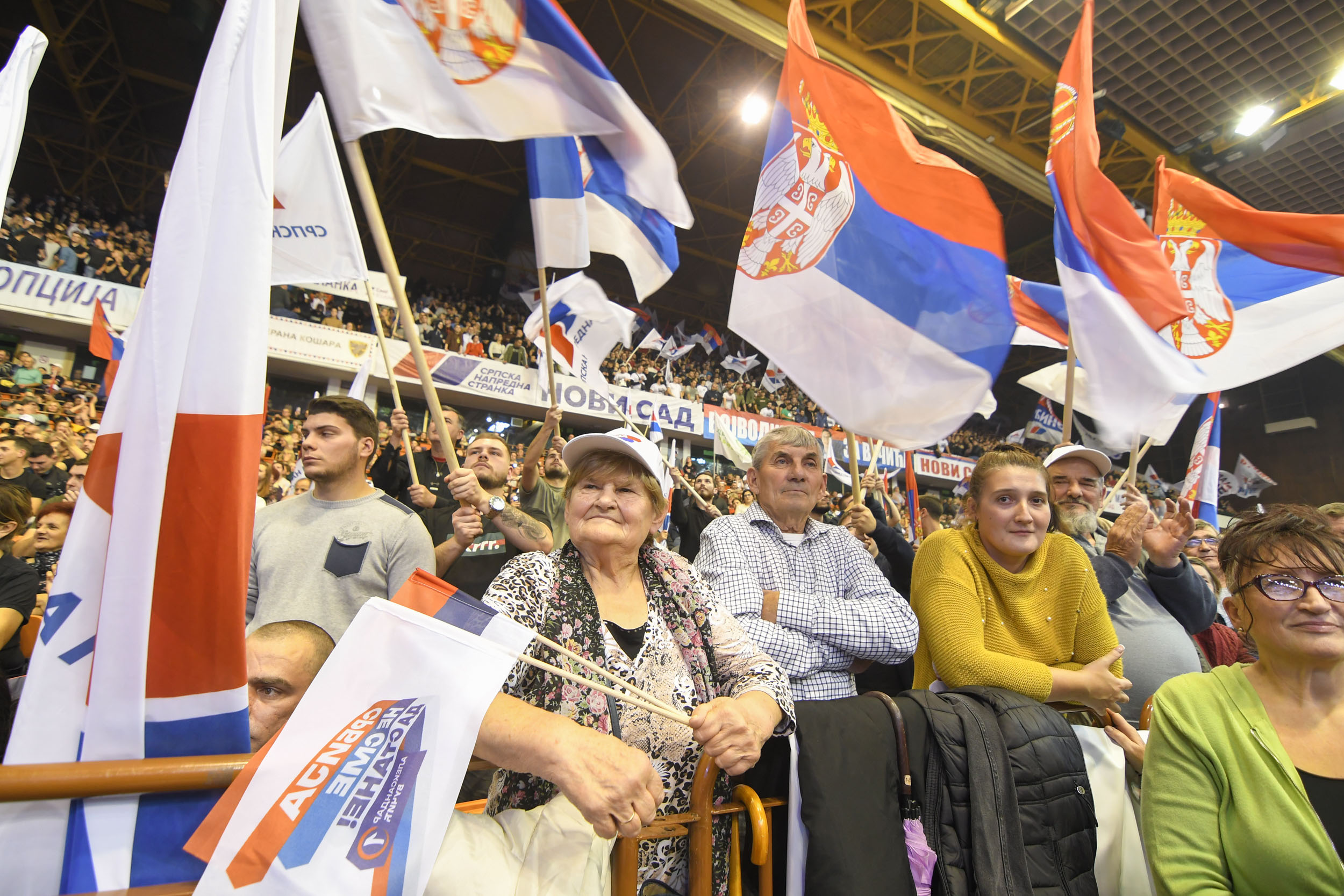 NOVI SAD MITING SNS