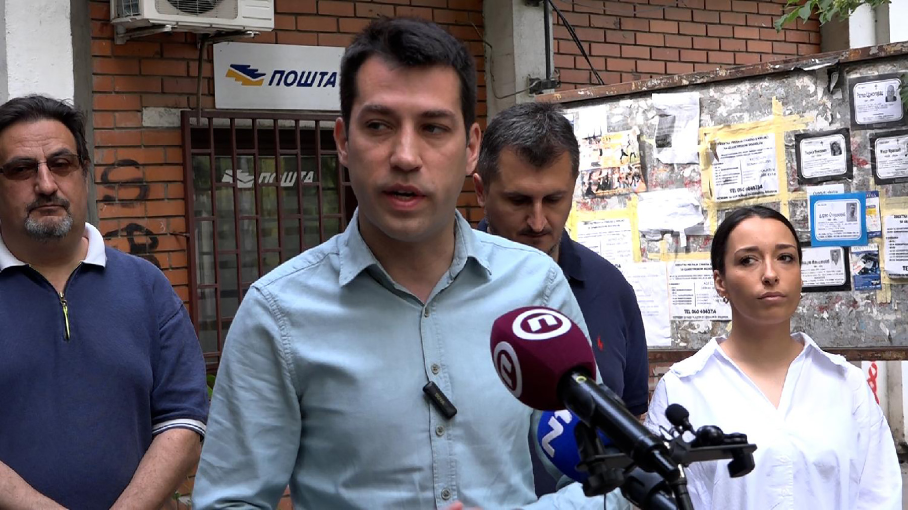 Mesto: Beograd
Datum: Sun May 19 15:26:54 CEST 2024
Dogadjaj: POLITIKA - Konferencija za novinare koalicije "Biramo Beograd" u Kotežu povodom uređenja leve obale Dunava
Fotoreporter: Darko Pavlović
Ličnosti: Dobrica Veselinović
Izvor: FoNet