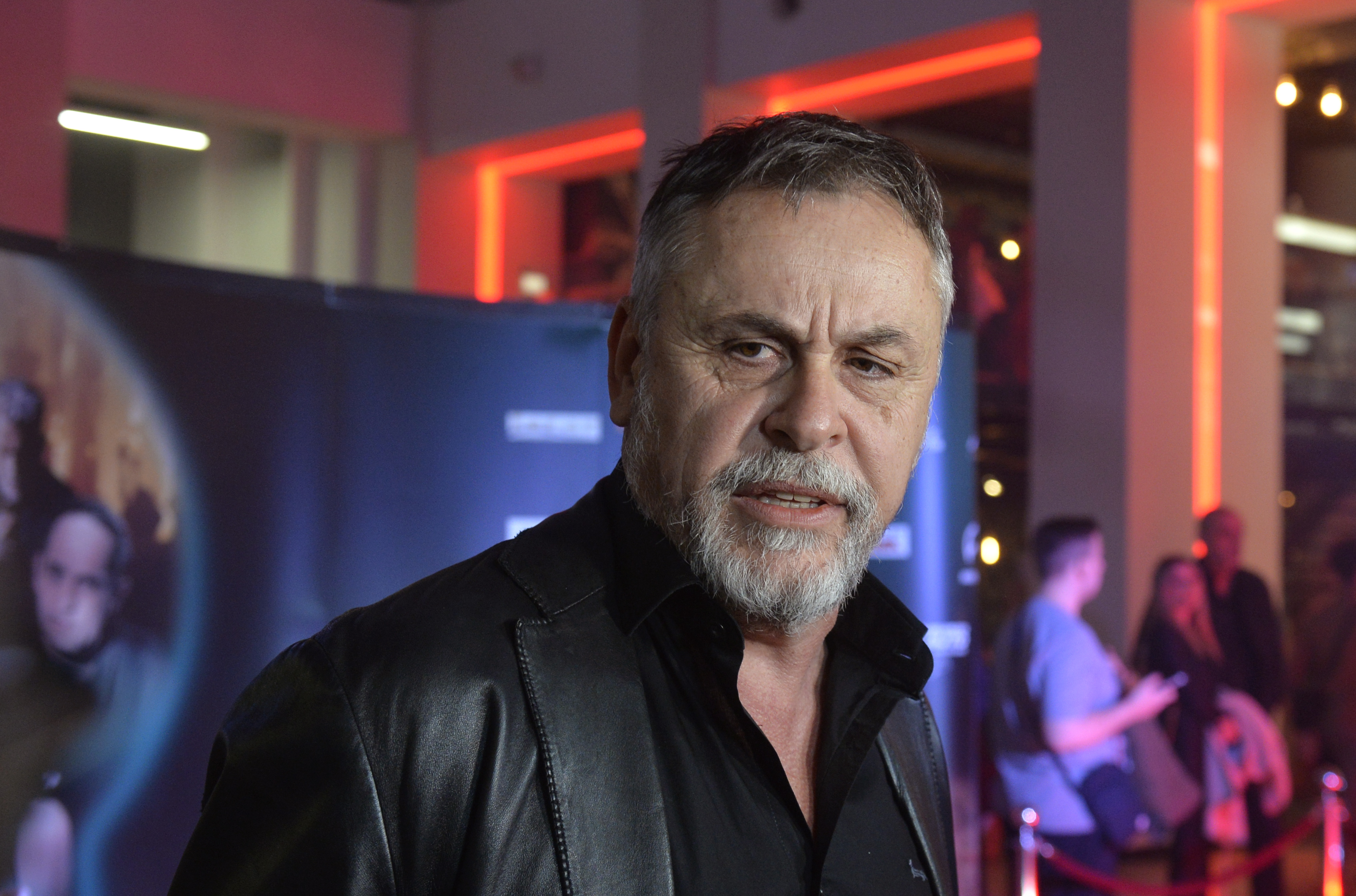 Beograd, 22. februara 2022.-Glumac Branimir Popovic na premijeri filma "Kljuc".Premijera  domaceg filma "Kljuc" reditelja Marka Sopica, odrzana  je veceras u Kombank dvorani. FOTO TANJUG/ RADE PRELIC/ nr