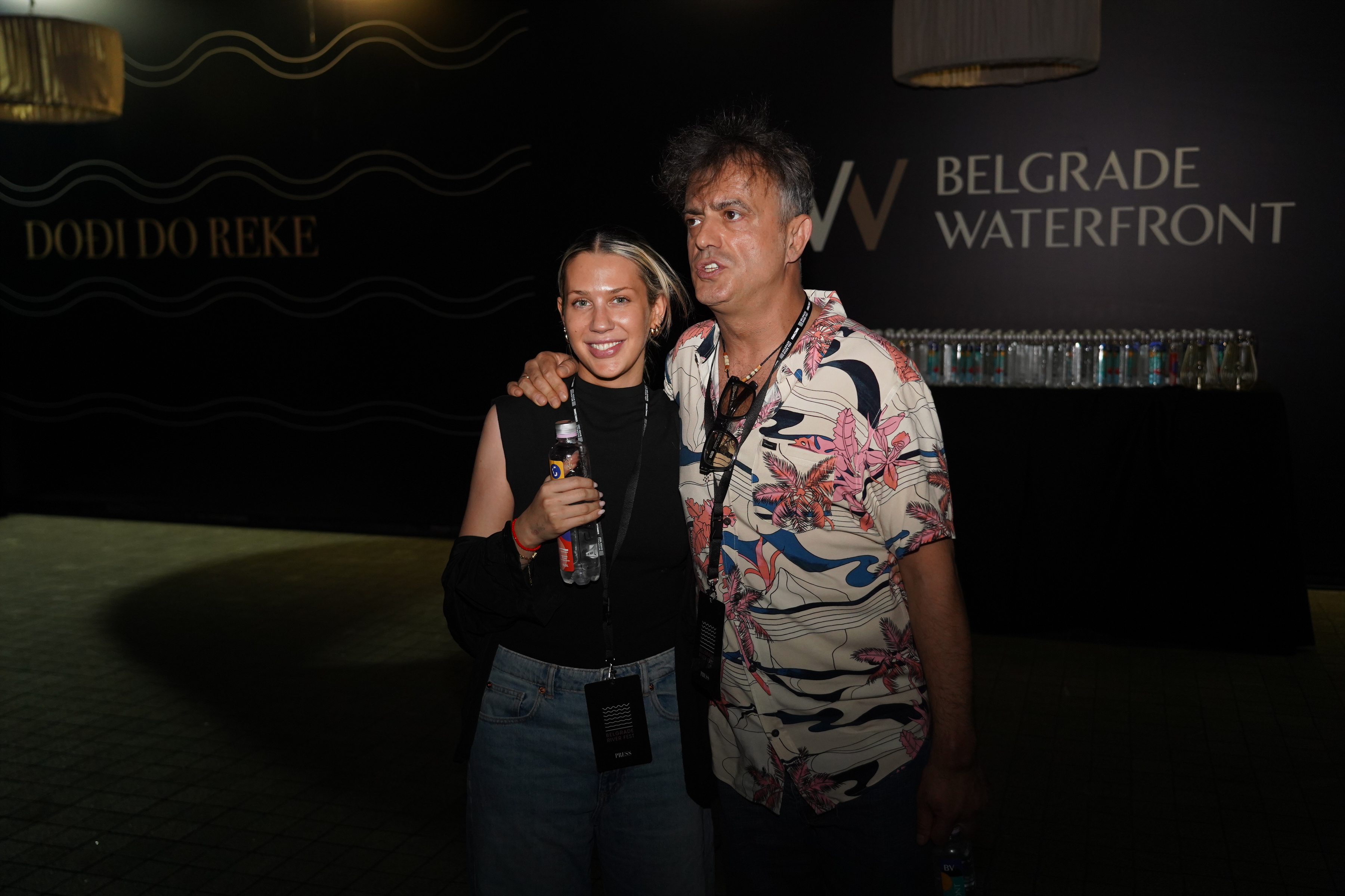 Nick Cave performed on the second evening of the Belgrade River Fest on the plateau near the Geozavod.Druge veceri festivala Belgrade River Fest na platou kod Geozavoda nastupio je Nik Kejv.