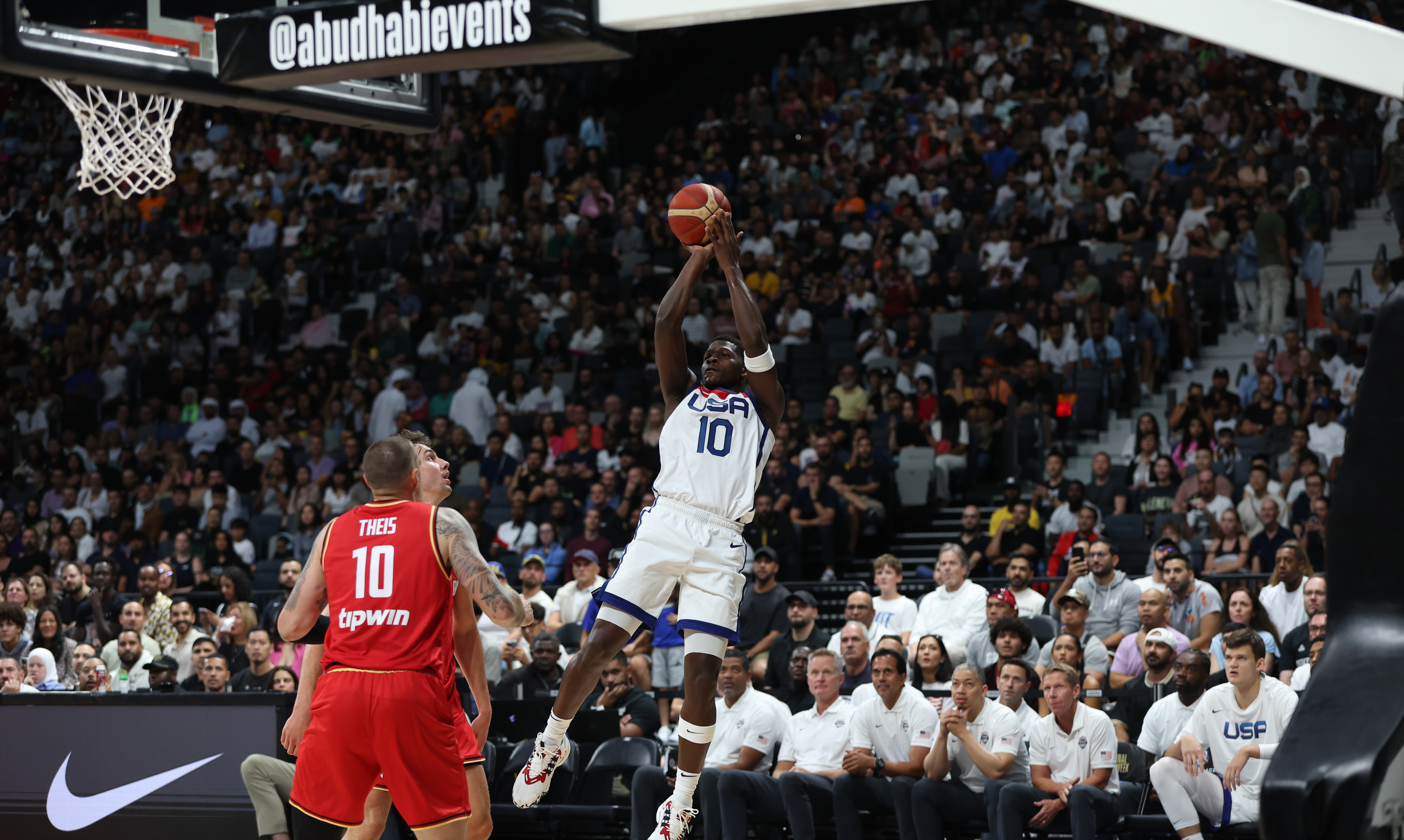 epa10810573 Anthony Edwards (C) of the US in action during the International Basketball Week game between USA and Germany in Abu Dhabi, United Arab Emirates, 20 August 2023.  EPA-EFE/ALI HAIDER  SHUTTERSTOCK OUT