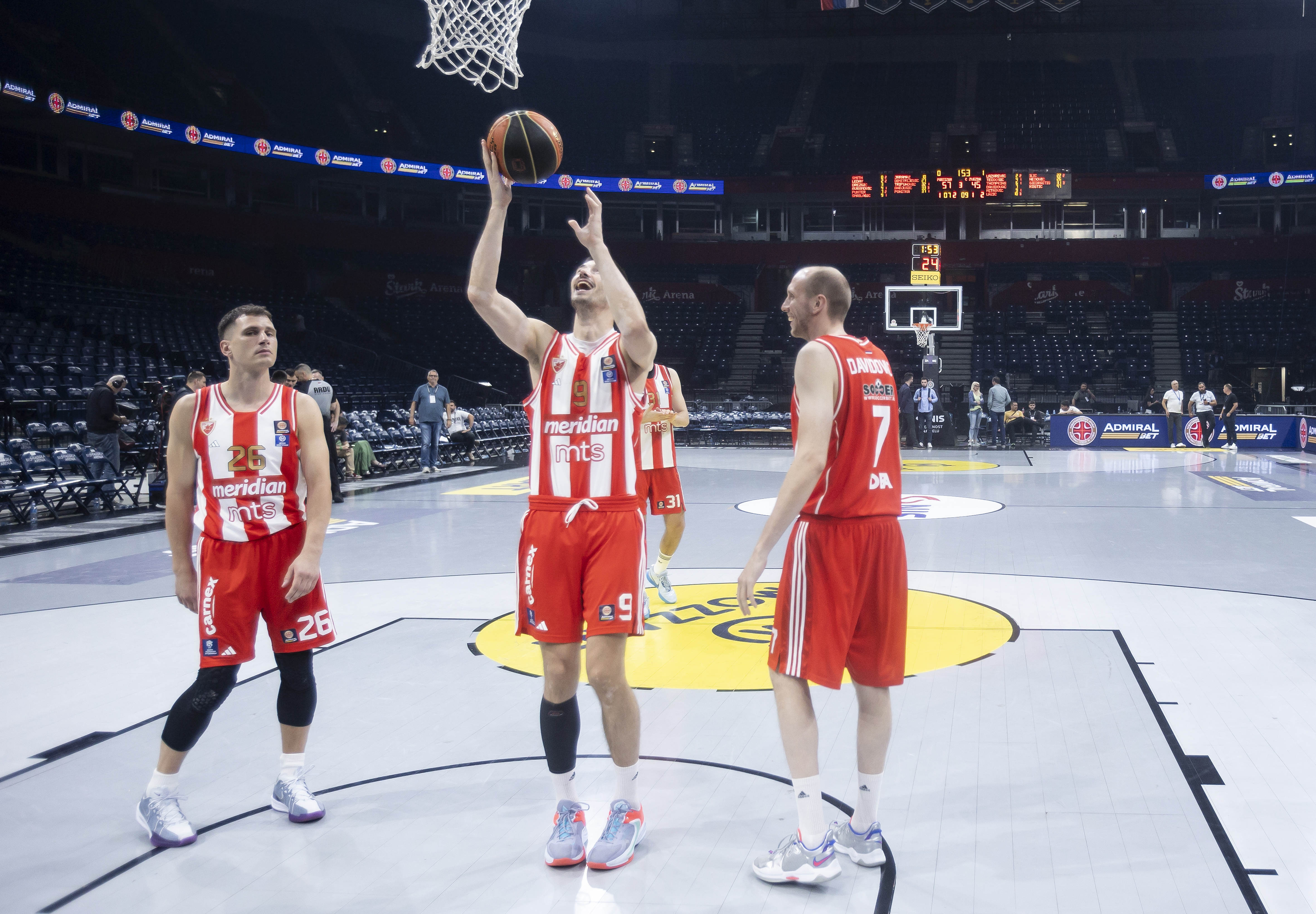 PARTIZAN-ZVEZDA-GAME2_07