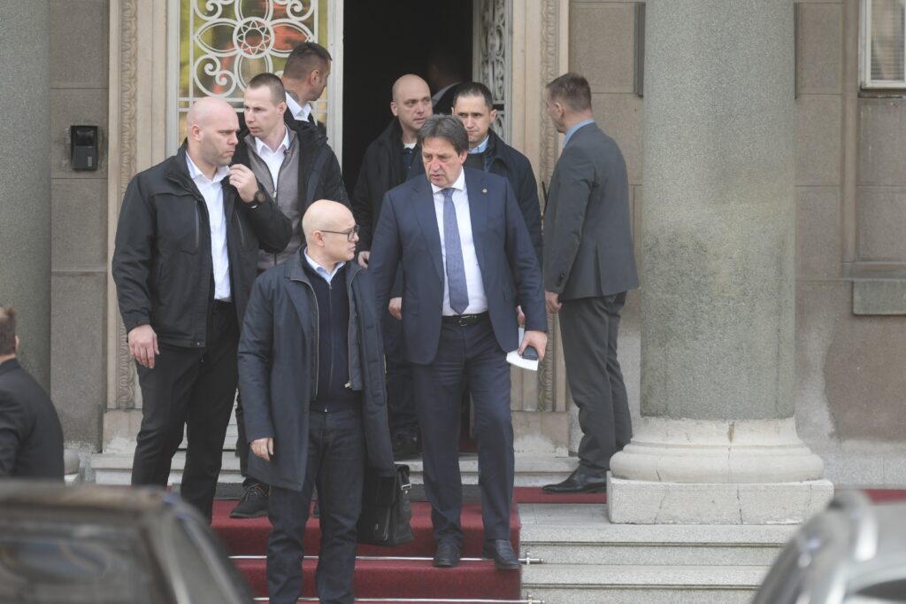 Beograd 07.02.2023. Ministri Srpske napredne stranke na razgovorima sa predsednikom Srbije Aleksandrom Vučićem, u predsedništvu Srbije. Predsedništvo Srbije, SNS, ministri, razgovor Foto: Dragan Mujan/Nova.rs