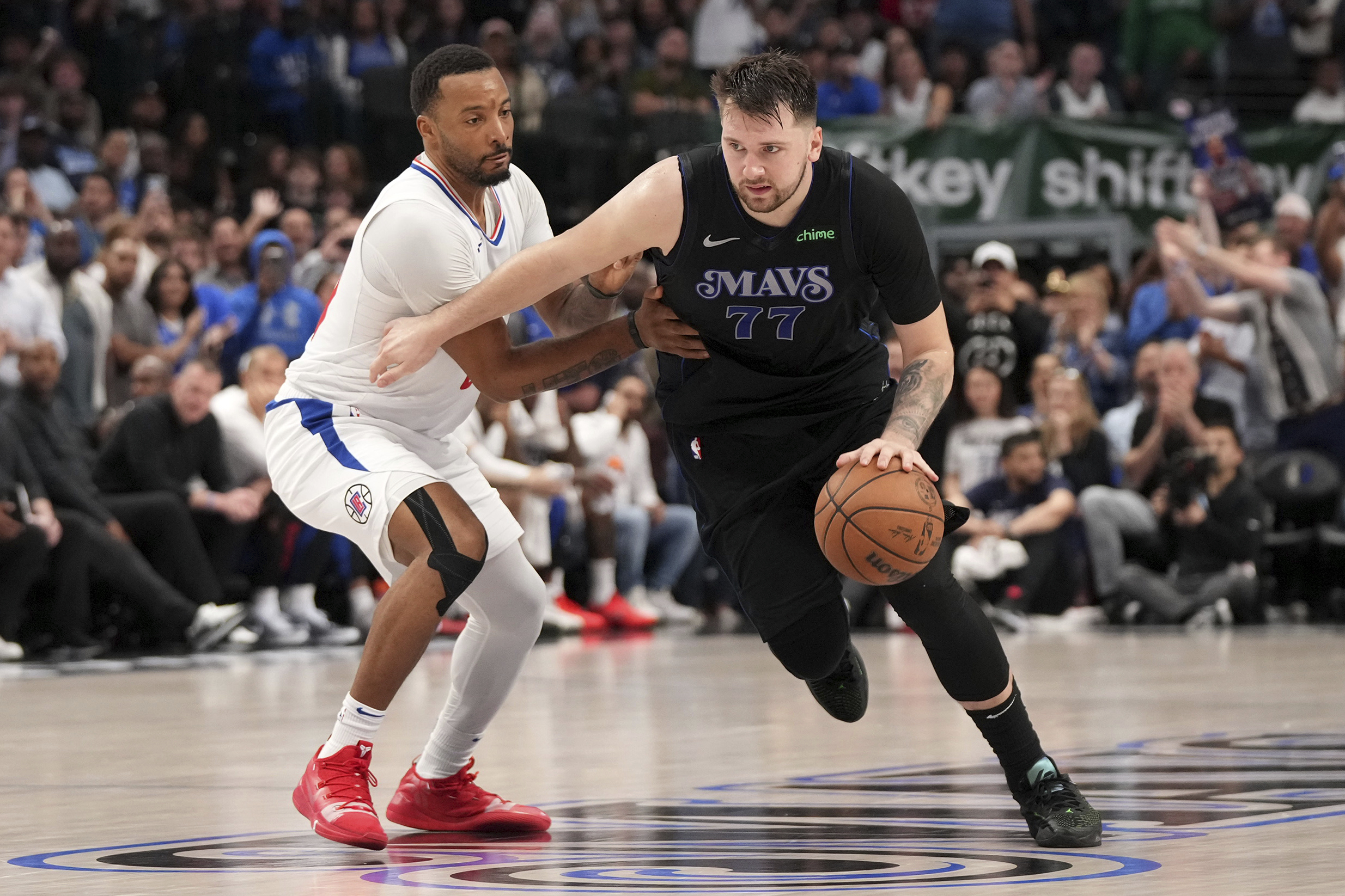 Clippers Mavericks Basketball