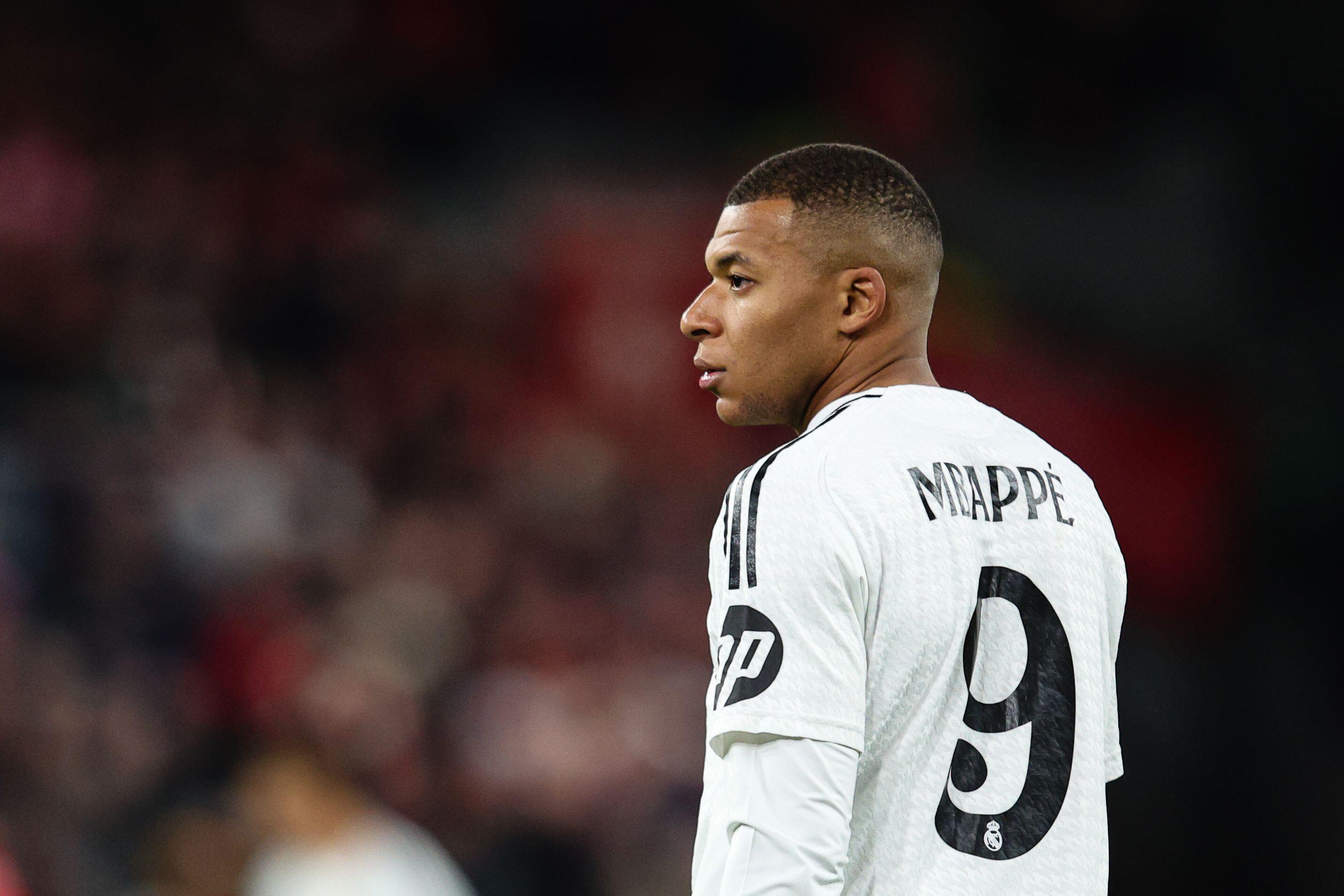 LIVERPOOL, UK - 27th Nov 2024:  Kylian Mbappe of Real Madrid looks on during the UEFA Champions League match between Liverpool FC and Real Madrid CF at Anfield Stadium(Credit: Craig Mercer/ Alamy Live News)