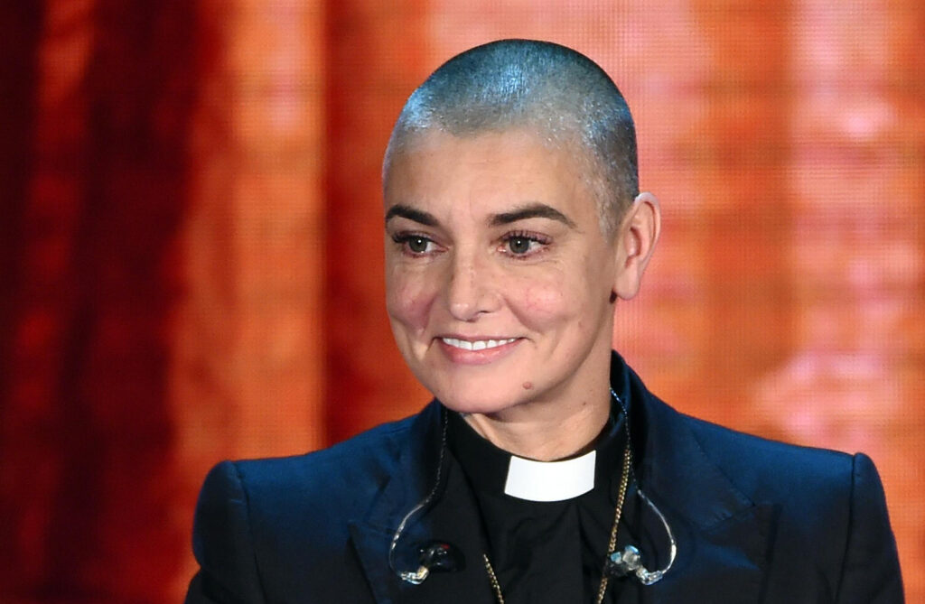 epa05655306 (FILE) The file picture dated 05 October 2014 shows Irish singer Sinead O'Connor during the Italian television show 'Che tempo che fa', Milan, Italy. Sinead O'Connor turns 50 on 08 December 2016.  EPA/DANIEL DAL ZENNARO
