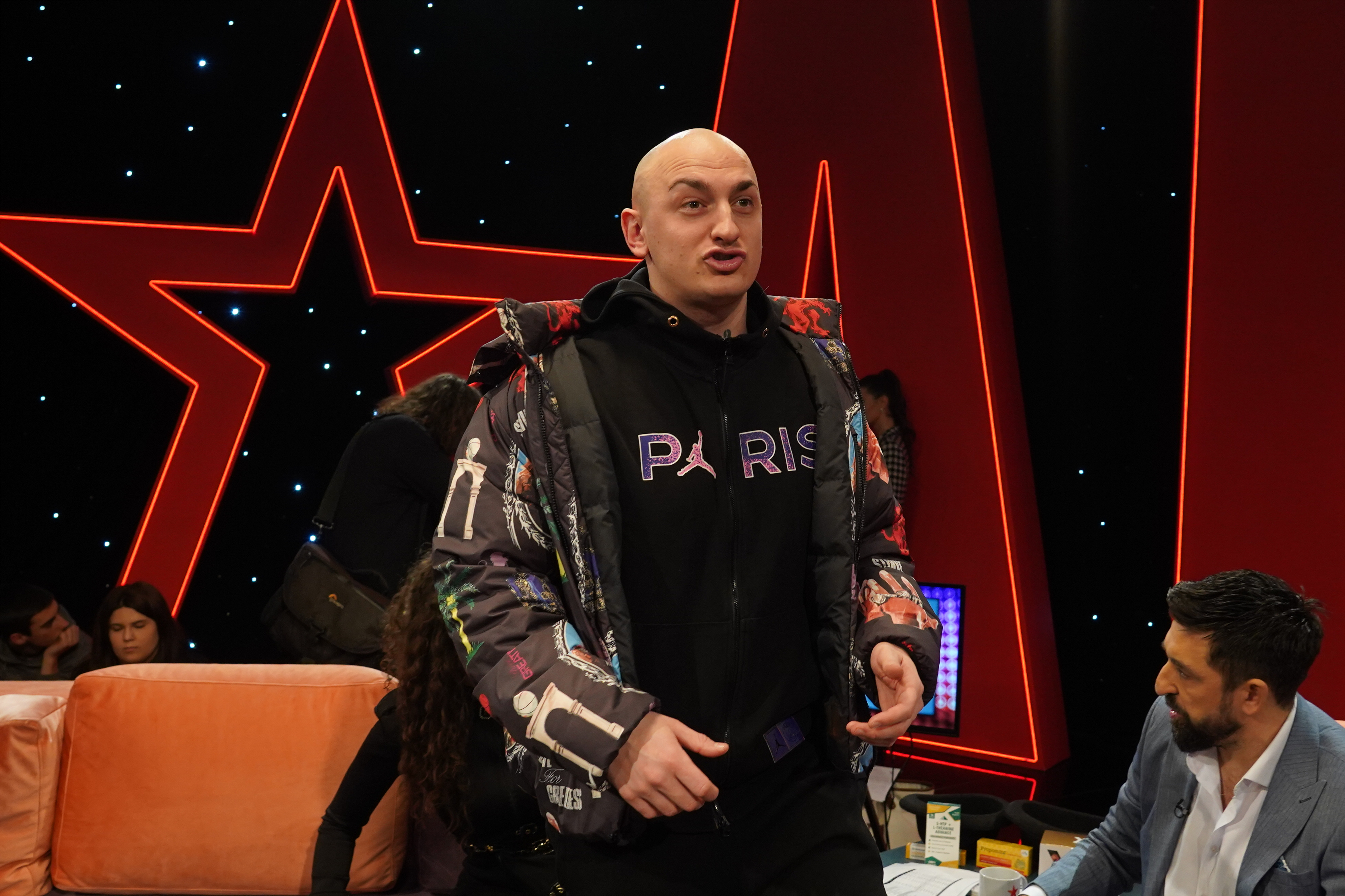 Filming of the TV show Ami G Show on Pink TV in Simanovci. Snimanje tv emisije Ami G Show na televiziji Pink u Simanovcima.