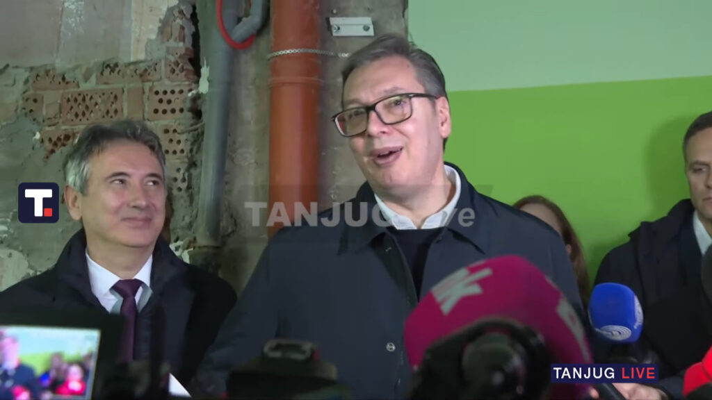 Aleksandar Vučić, Vranje, obilazak, Opšta bolnica Foto: Tanjug Live