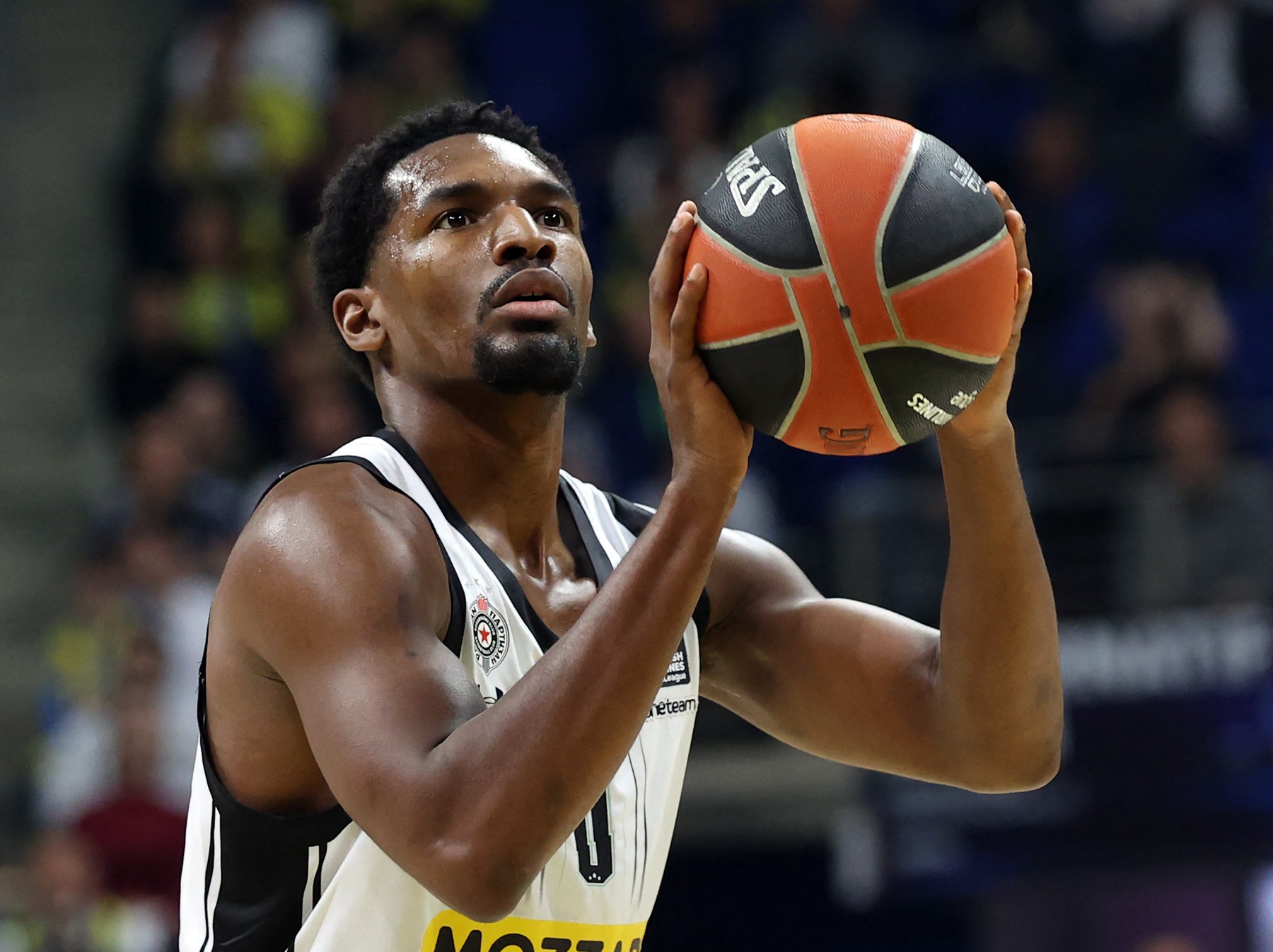 Fenerbahce Beko v Partizan Belgrade - Turkish Airlines EuroLeague
