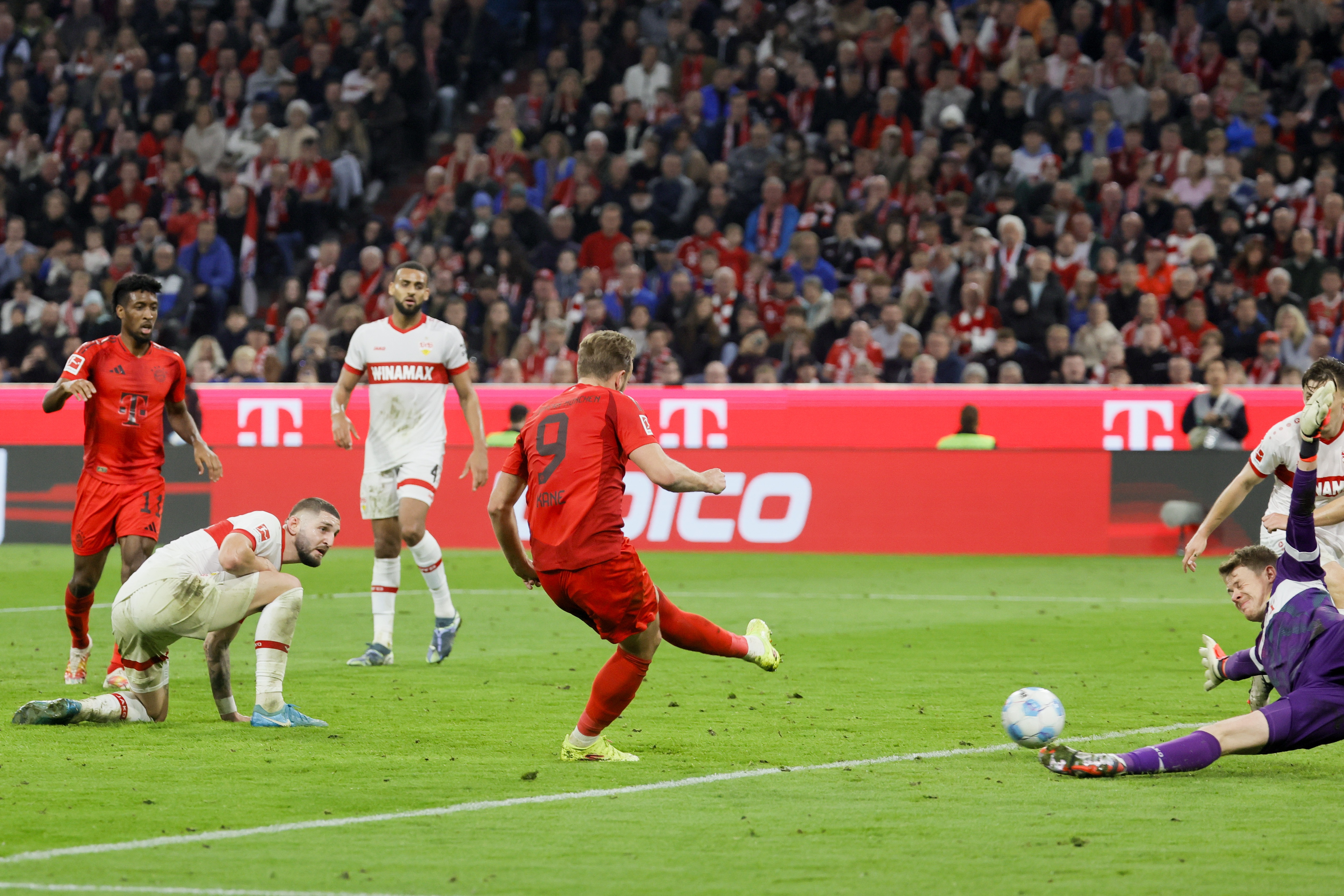 Bundesliga - FC Bayern Munich vs VfB Stuttgart