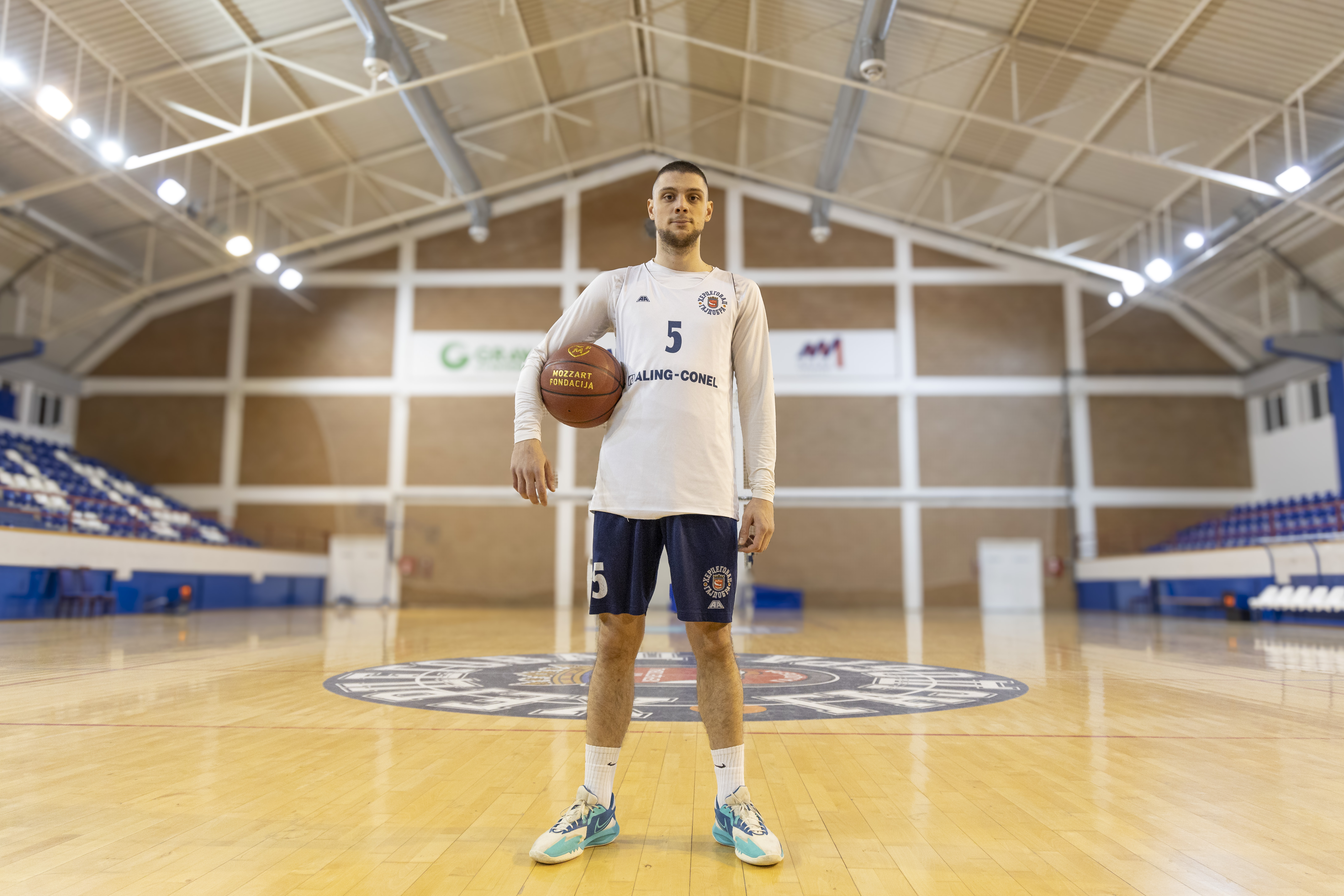 Mozzart,  objava PETAK 9.2