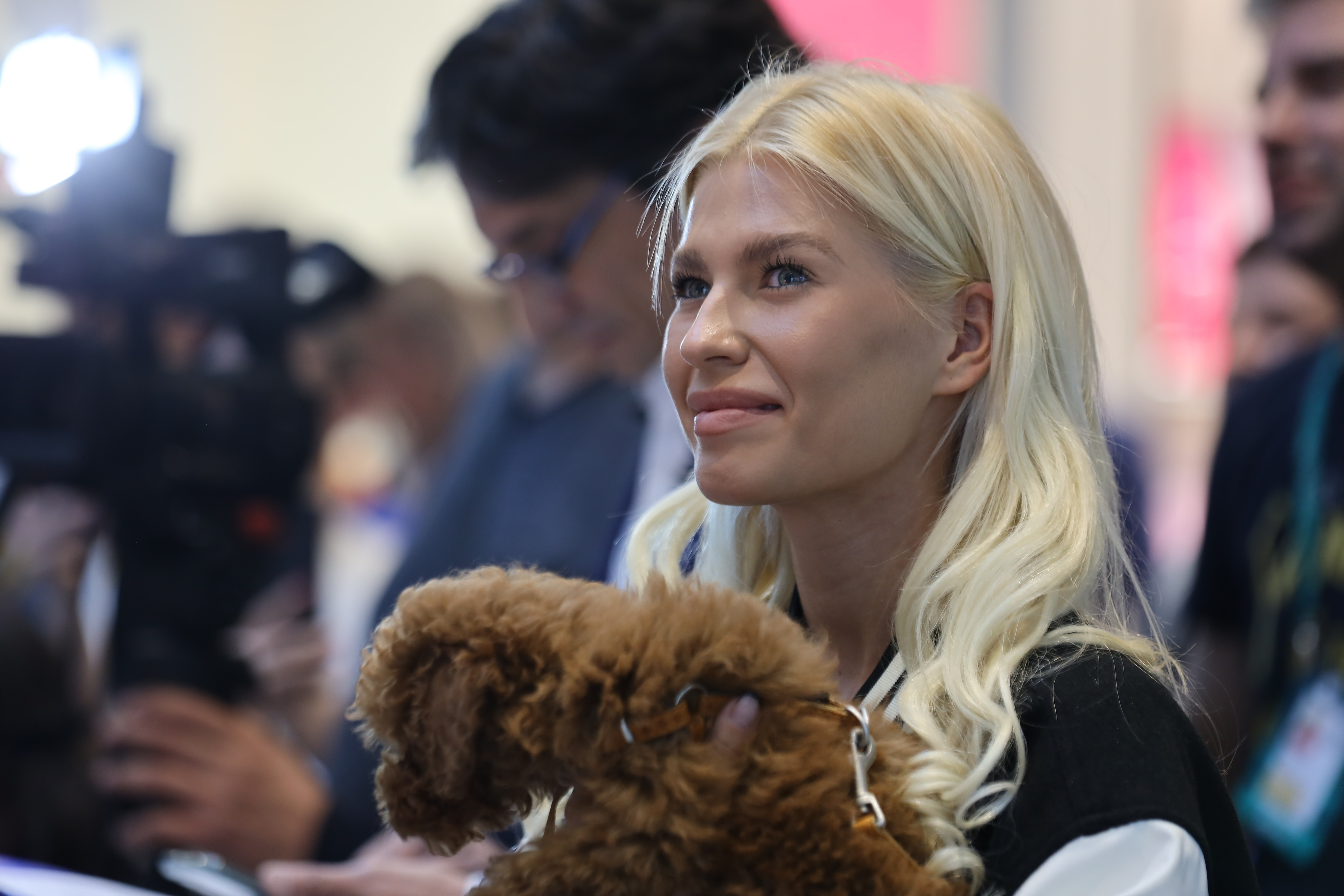 The draw for the upcoming Serbia Open tennis tournament was held at the Big Shopping Center in Karaburma.U Big shopping centru na Karaburmi odrzano je zrebanju za predstojeci  teniski turnir Serbia Open.