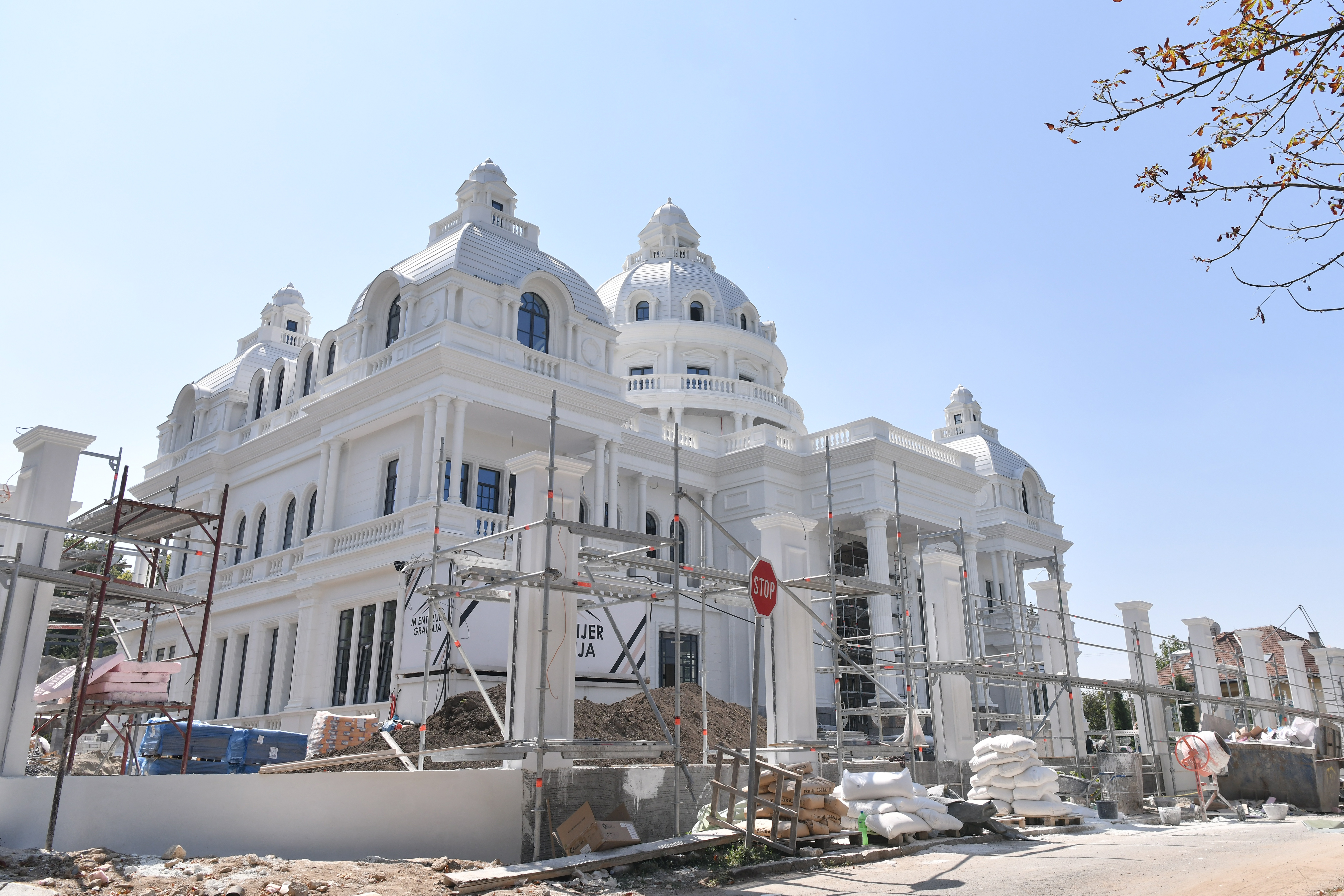 vila dvorac zeljko mitrovic