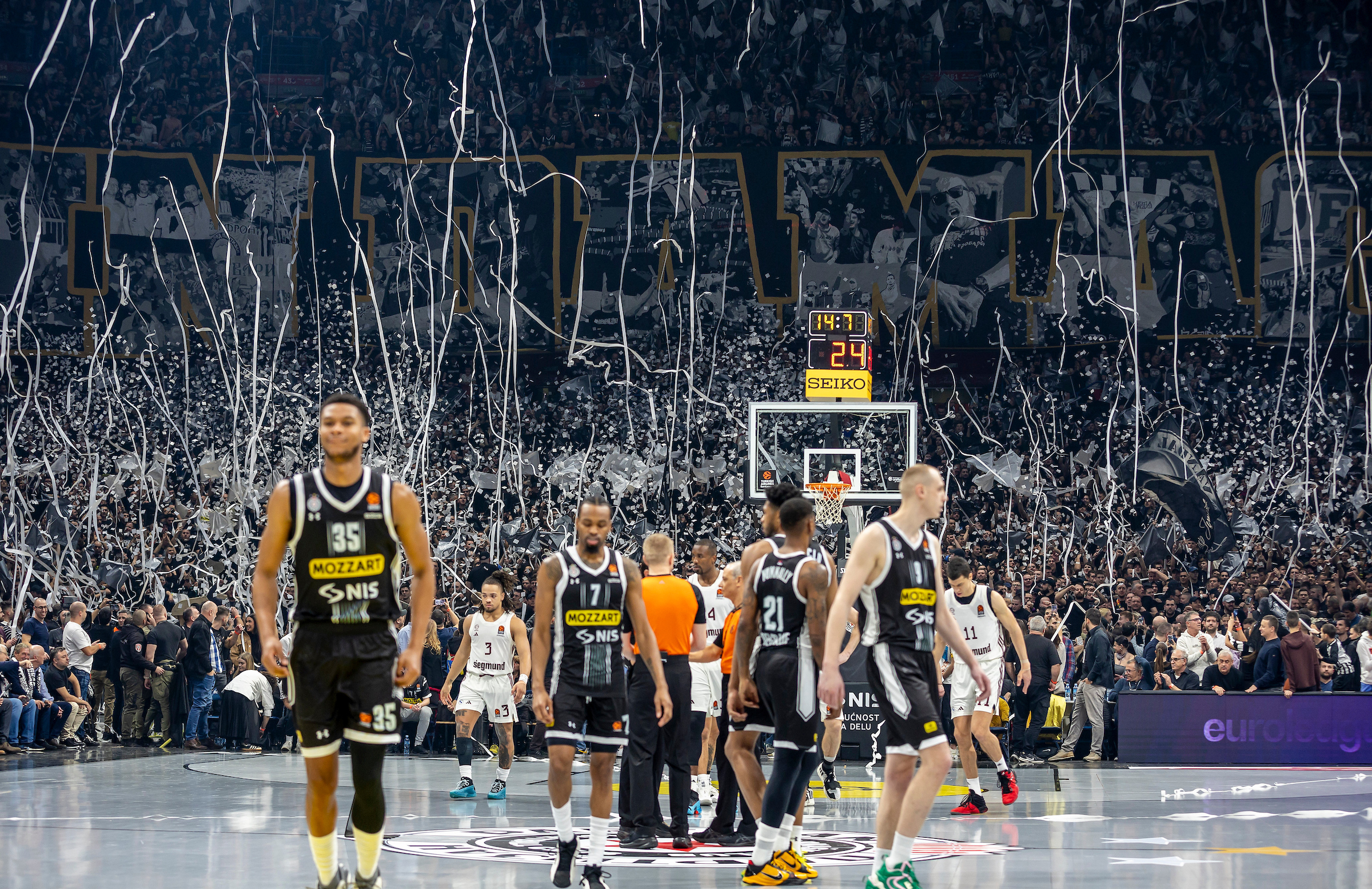 during the 2023/2024 Turkish Airlines EuroLeague match between Partizan Mozzart Bet Belgrade and Bayern Munich at Stark Arena on February 08, 2024 in Belgrade, Serbia. (Photo by Srdjan Stevanovic/Starsport.rs ©)