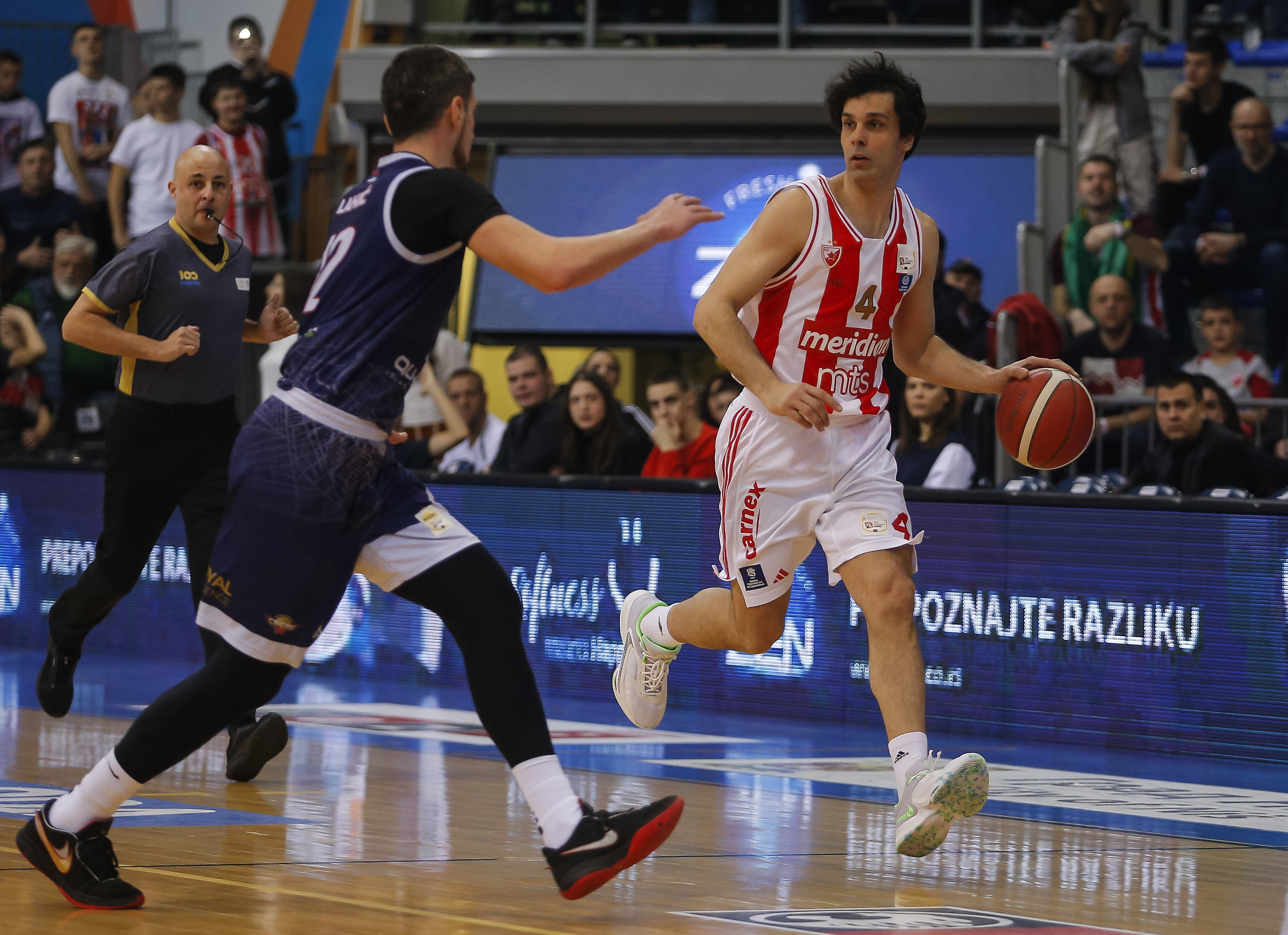 during the Kup Radivoja Koraca Season 2023-2024 semi final  match between Crvena Zvezda and Cacak 94 at Cair hall on February 16, 2024 in Nis, Serbia. (Photo by Nikola Gligic/Starsport.rs ©)