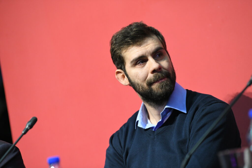 Beograd 11. januar 2024. Konferencija za novinare povodom premijere filma Nedelja o zivotu i radu pevaca Džeja Ramadanovskog Foto:Amir Hamzagić/Nova.rs