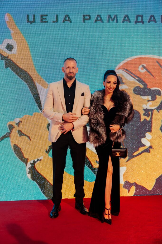 1705436944-Vladan-Andjelkovic-sa-suprugom-682x1024.jpg