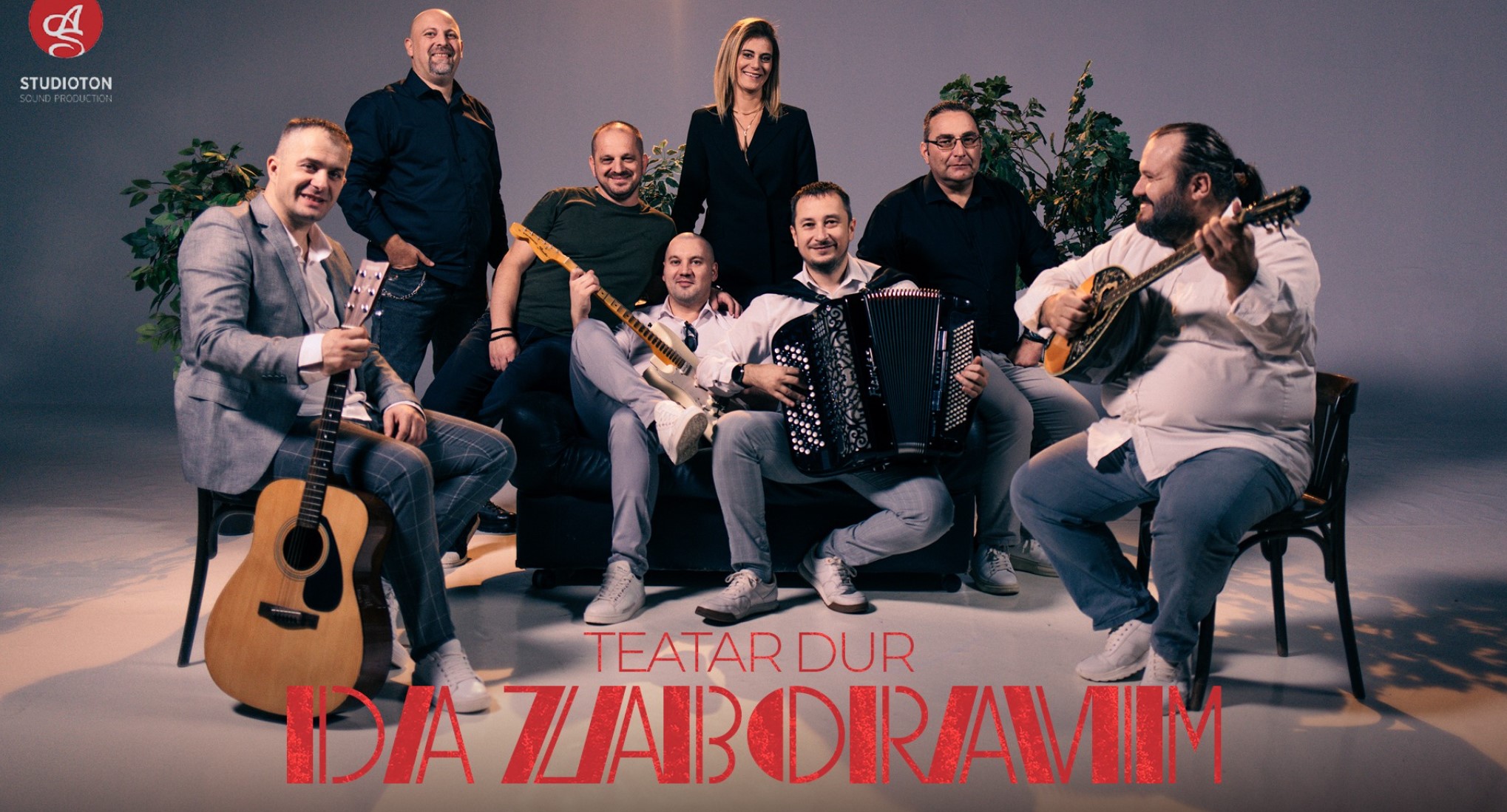 Teatar Dur, koji je nedavno snimio pesmu "Da zaboravim"
