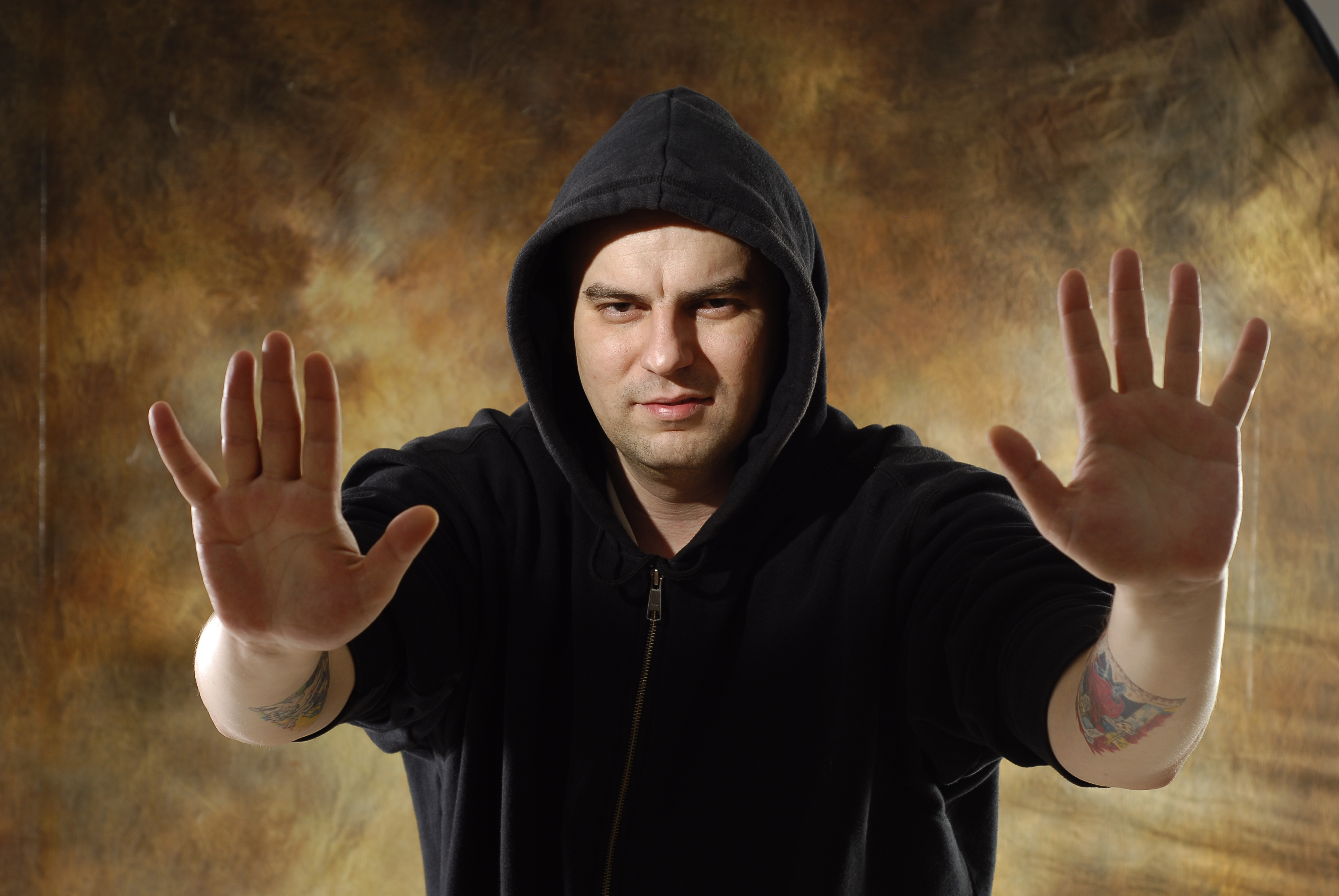 Milan Radonjic, taratolog
Milan tarot
06. 05. 2009.
Beograd
Foto: Zoran Loncarevic