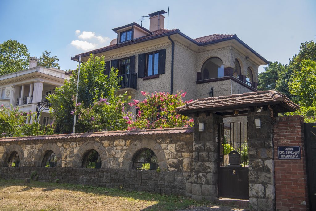 Beograd 03.08.2022. Kuća u kojoj živi pevačica narodne muzika Vera Matović, Dediinje Foto: Dragan Mujan/Nova.rs