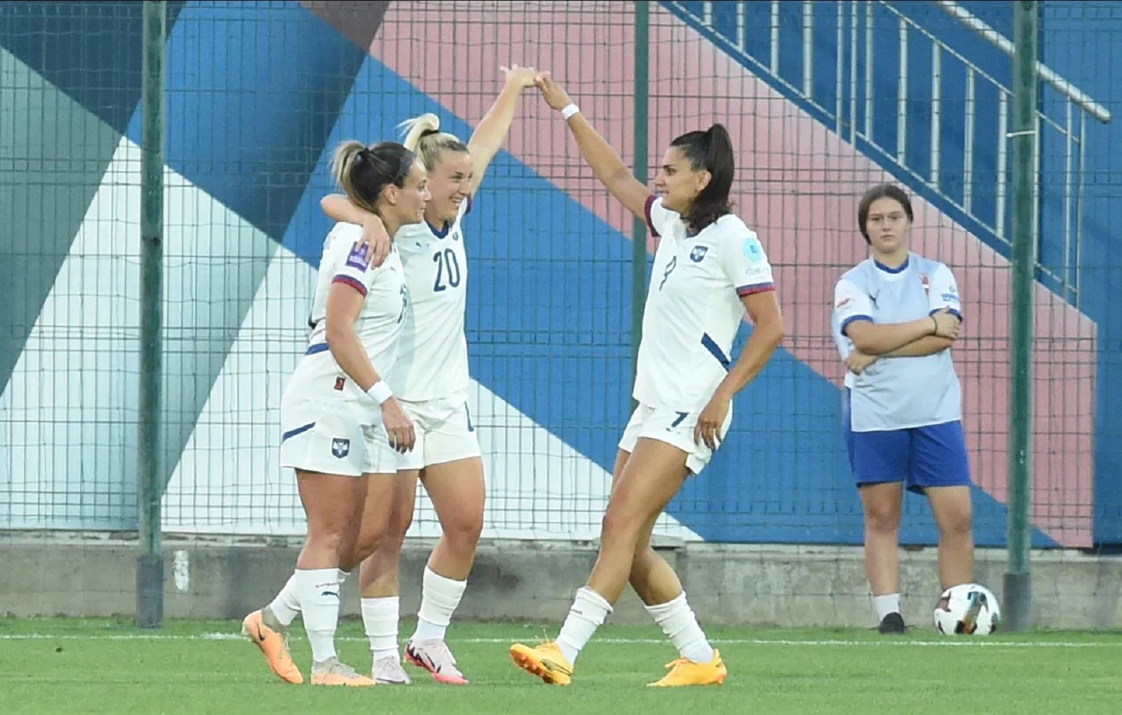 fss srbija izrael devojke