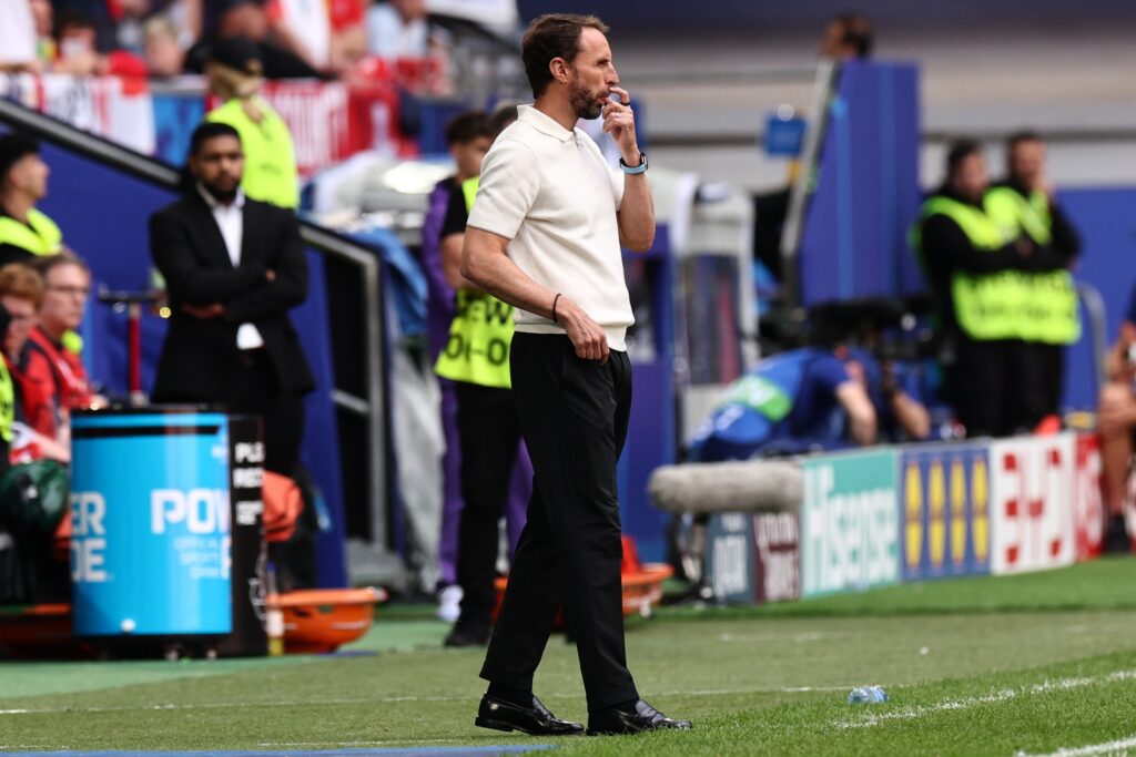 epa11462718 Head coach Gareth Southgate of England follows the UEFA EURO 2024 quarter-finals soccer match between England and Switzerland, in Dusseldorf, Germany, 06 July 2024.  EPA-EFE/ANNA SZILAGYI