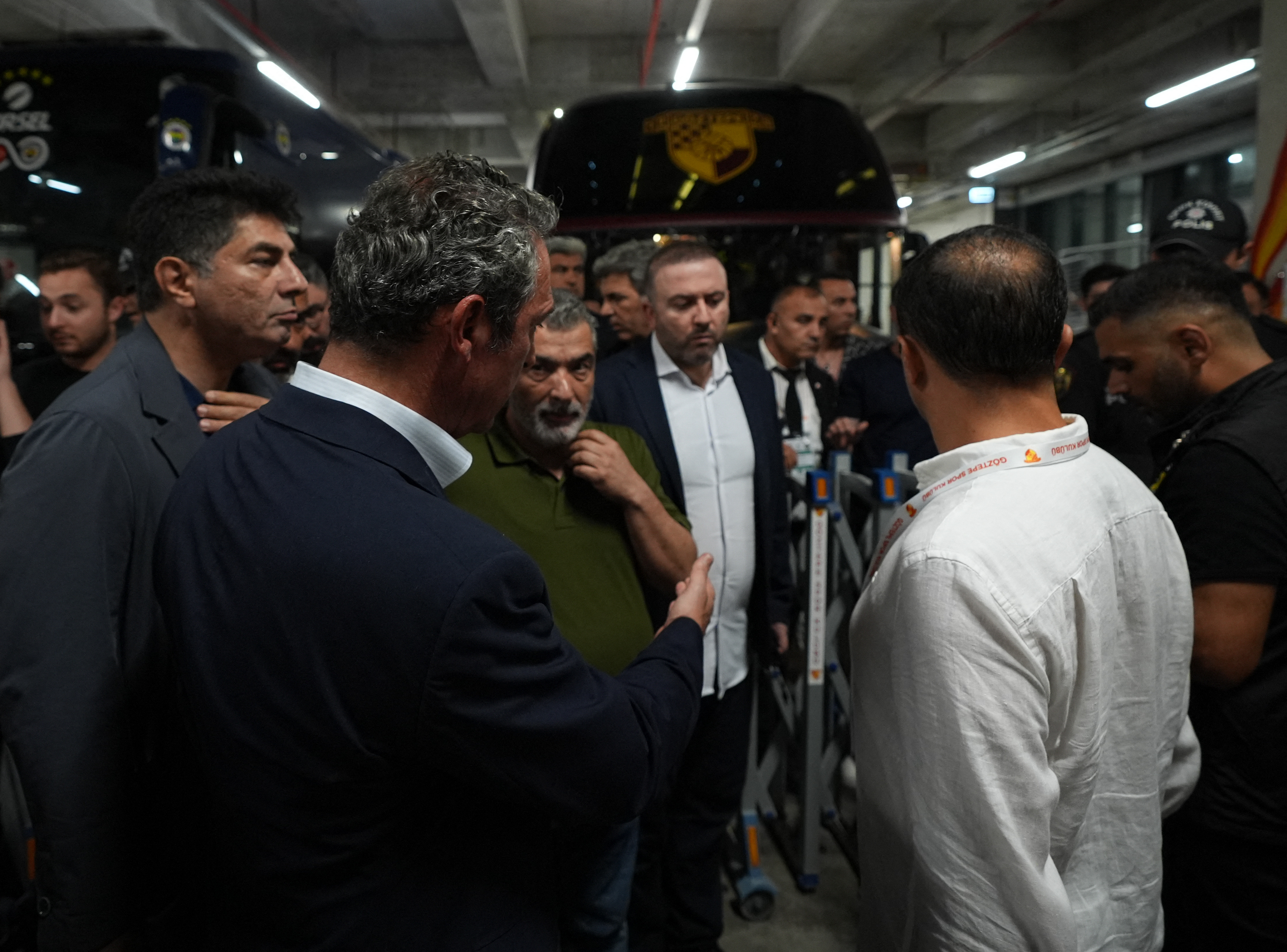 Goztepe v Fenerbahce - Turkish Super Lig