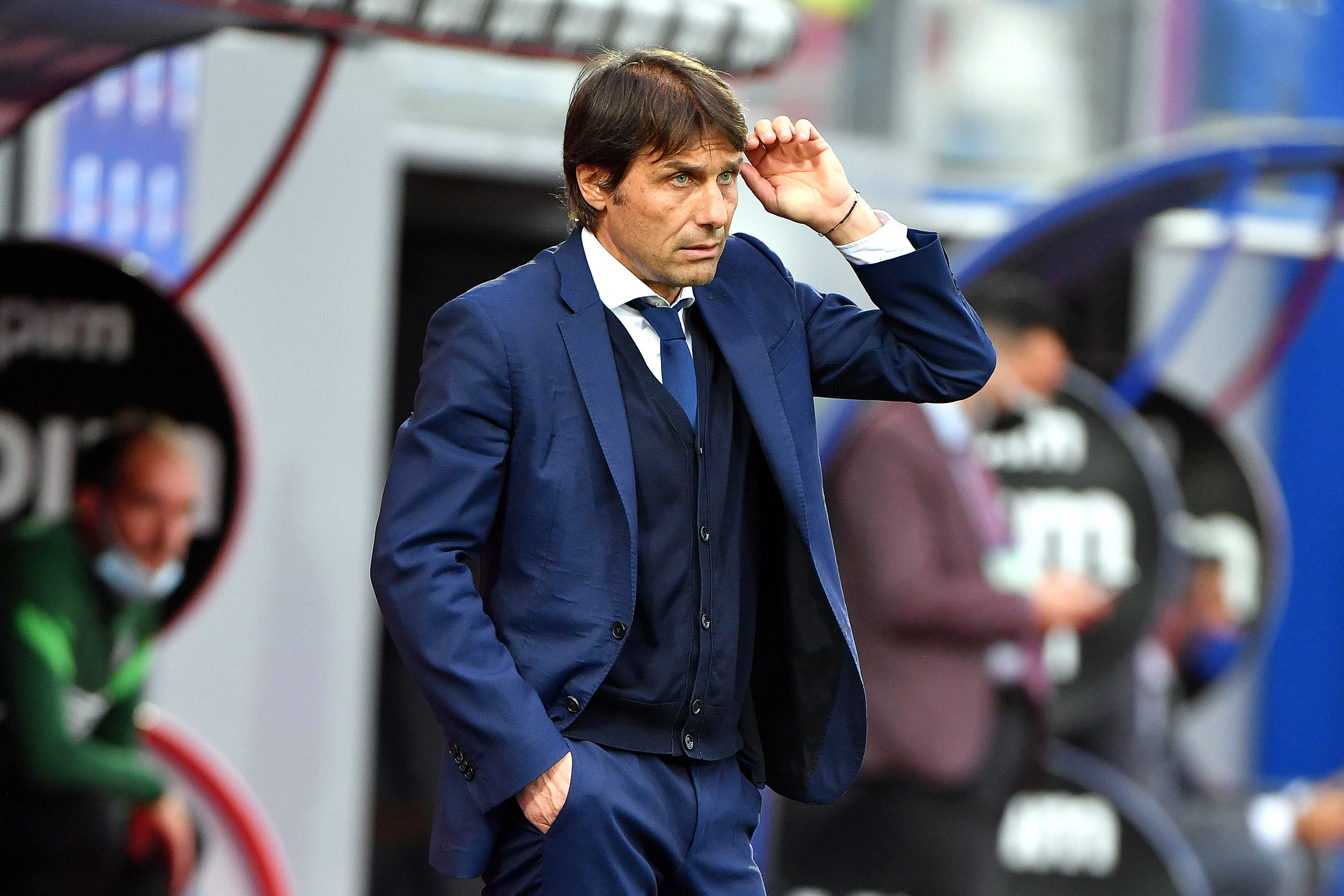 Coach Antonio Conte leaves FC Inter