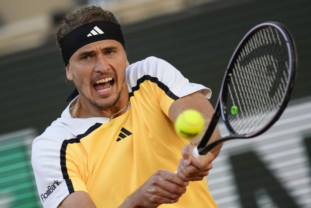 Germany's Alexander Zverev plays a shot against Norway's Casper Ruud during their semifinal match of the French Open tennis tournament at the Roland Garros stadium in Paris, Friday, June 7, 2024. (AP Photo/Christophe Ena)