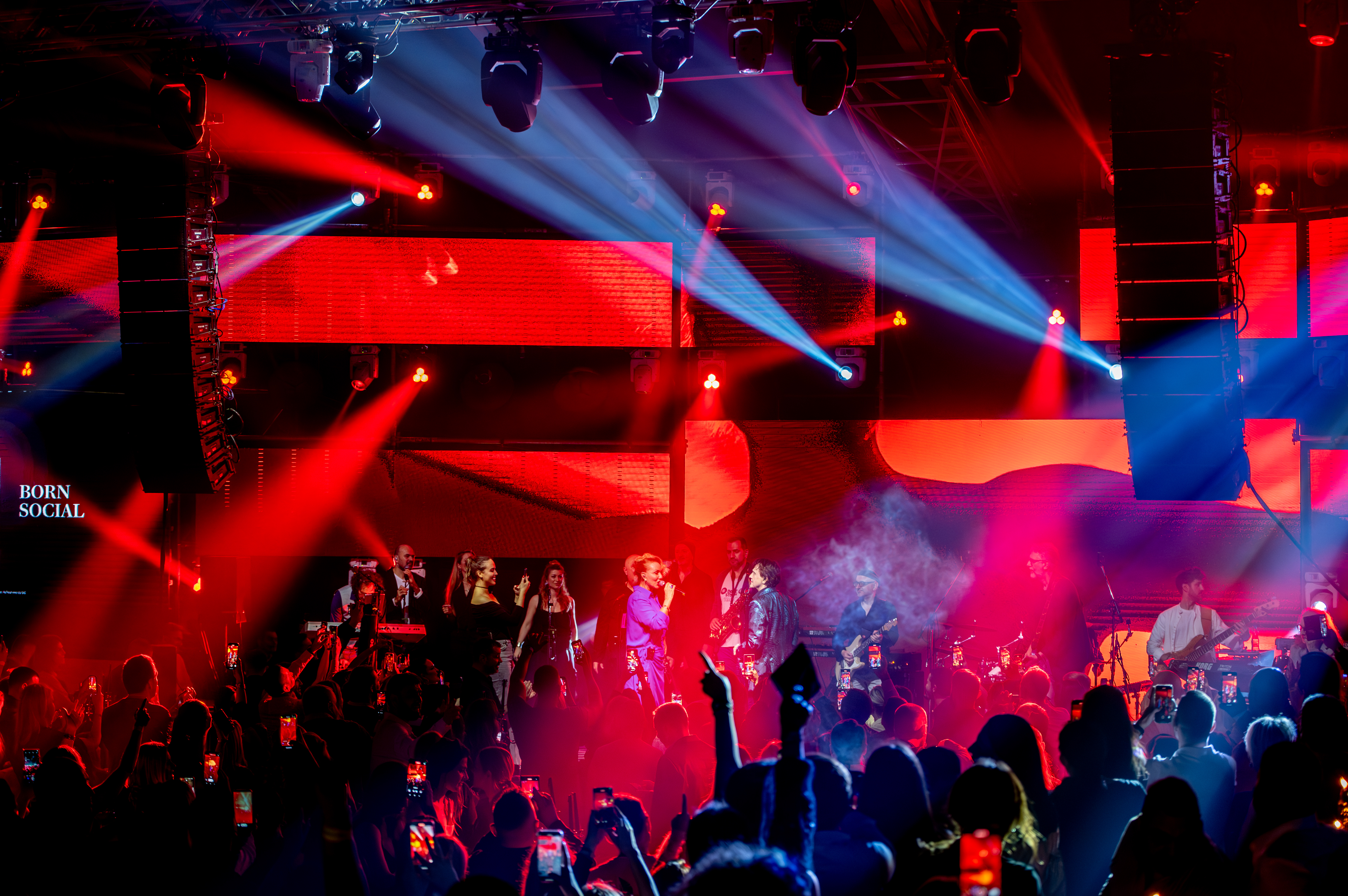 LiveProductionMWColaiBrena-
