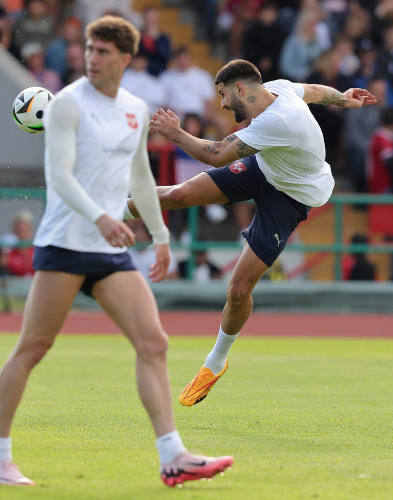 1718286712-serbia-training-213031-804x1024.jpg