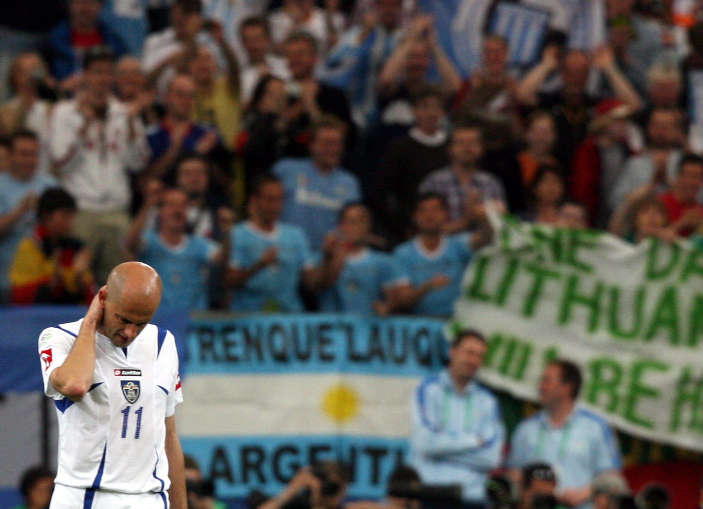 GROUP C ARGENTINA VS SERBIA-MONTENEGRO