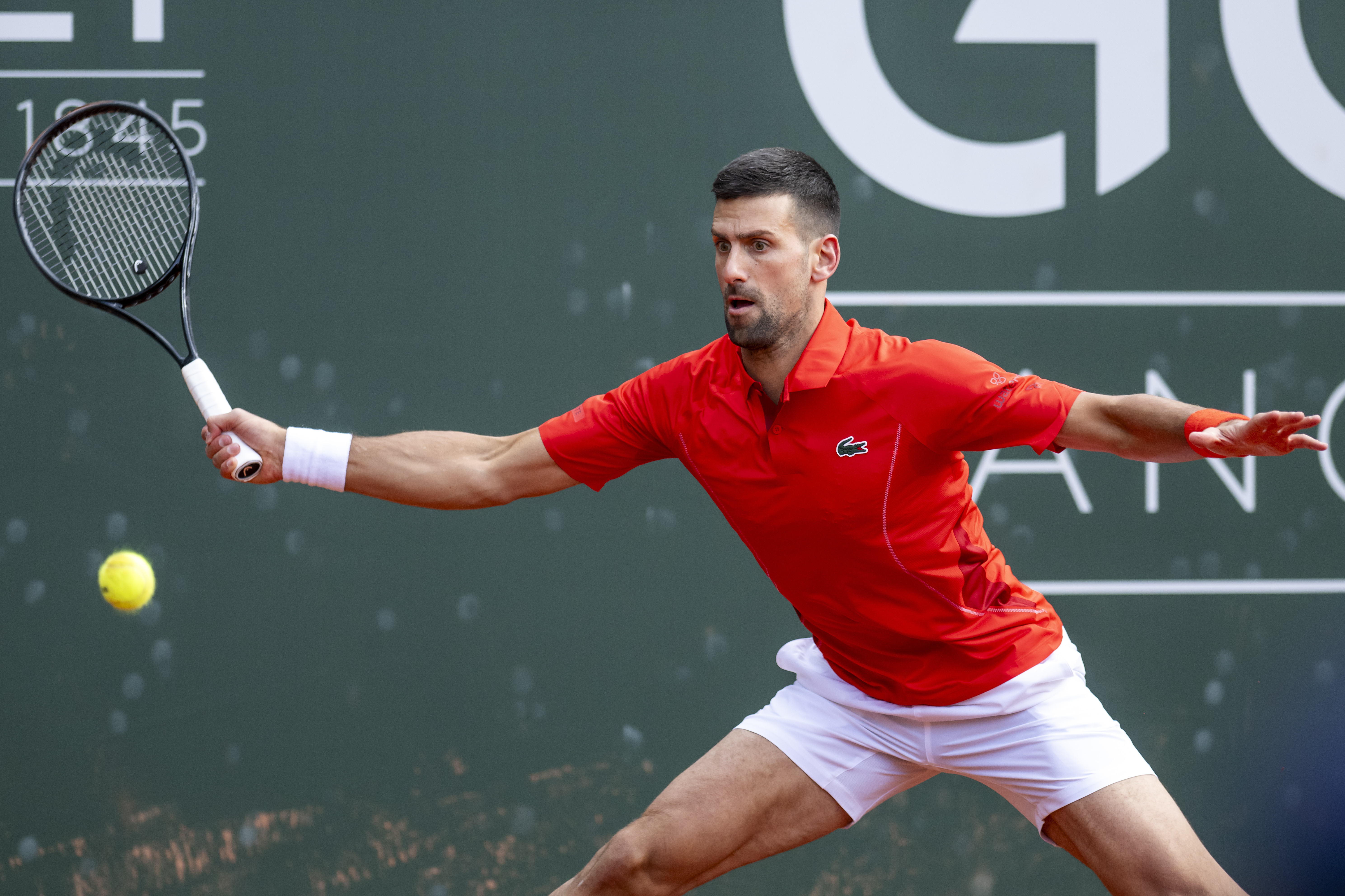 epa11363877 Novak Djokovic of Serbia in action during his singles quarter-final match against Tallon Griekspoor of Netherlands, at the ATP 250 Geneva Open tennis tournament, in Geneva, Switzerland, 23 May 2024.  EPA-EFE/MARTIAL TREZZINI