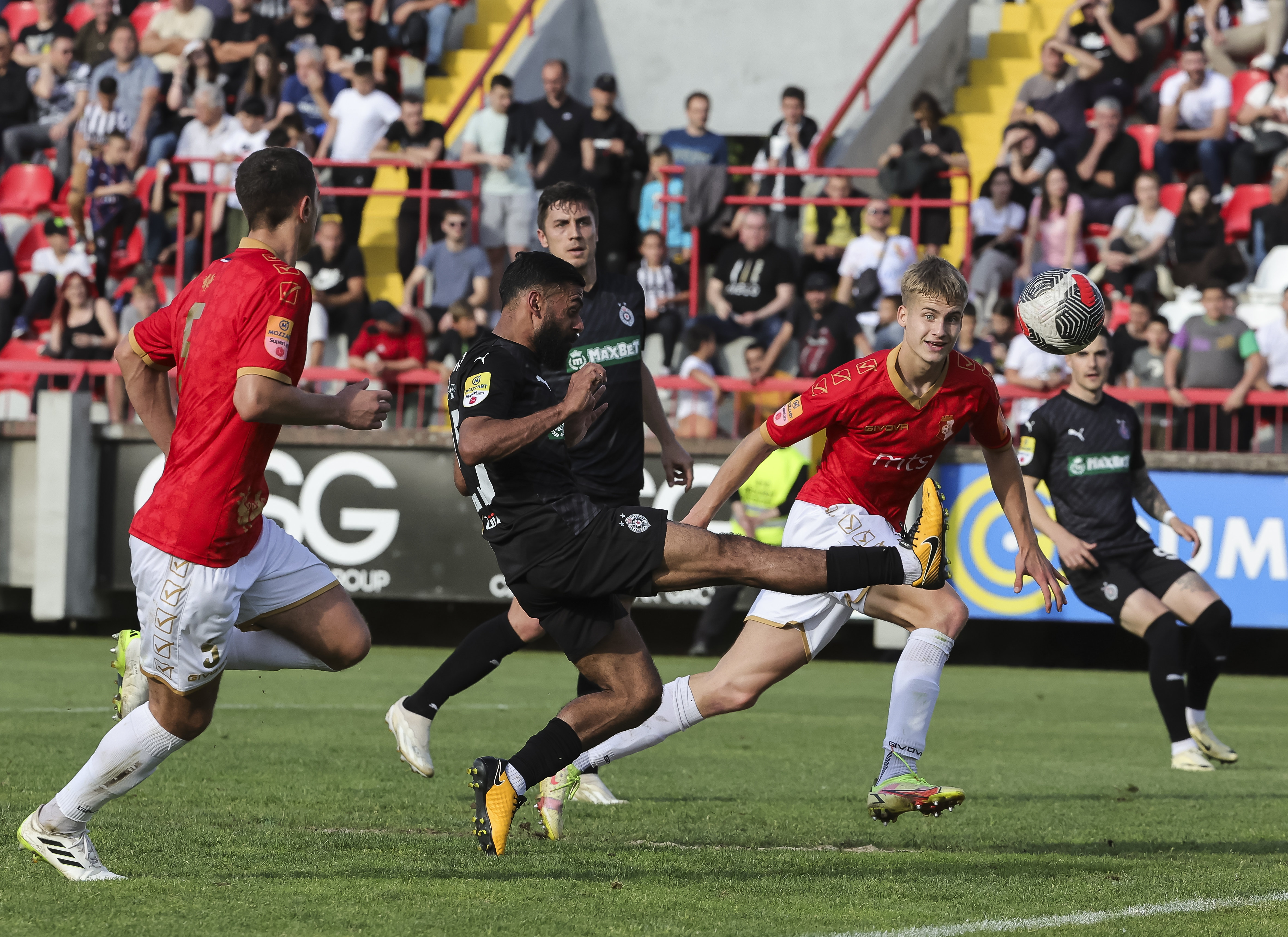 during the Mozzart Super Liga Season 2023/2024 match between Napredak and Partizan at stadium Mladost on May 08, 2024 in Krusevac, Serbia. (Photo by Srdjan Stevanovic/Starsport.rs ©)
