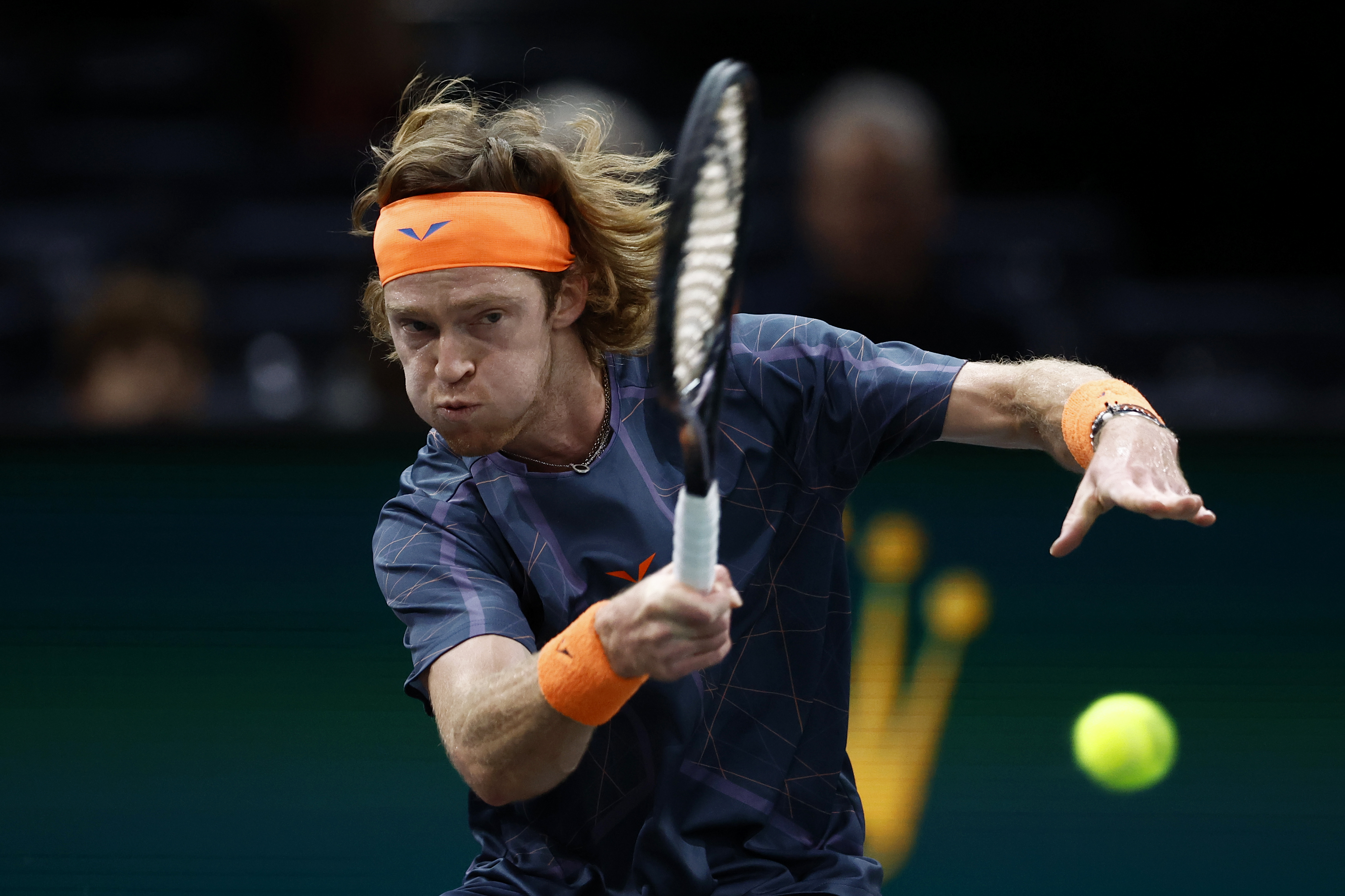 epa10957837 Andrey Rublev of Russia in action during his semi-final match against Novak Djokovic of Serbia at the Paris Masters tennis tournament in Paris, France, 04 November 2023.  EPA-EFE/YOAN VALAT