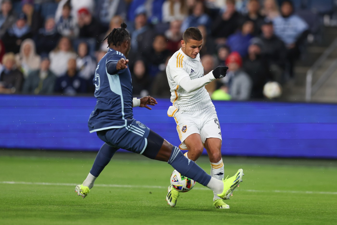 SOCCER: MAR 23 MLS Sporting Kansas City vs LA Galaxy