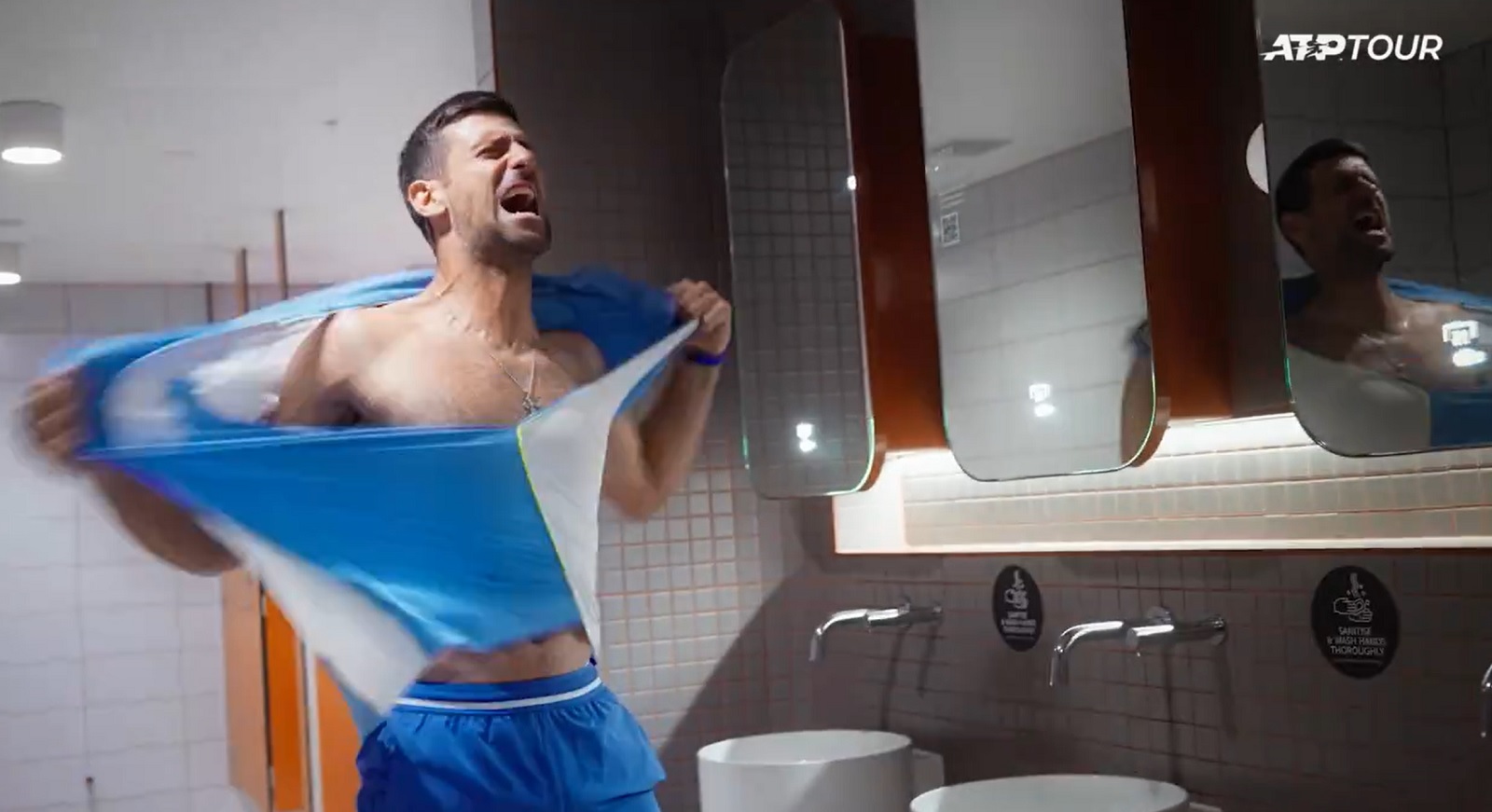 djokovic majica kupatilo