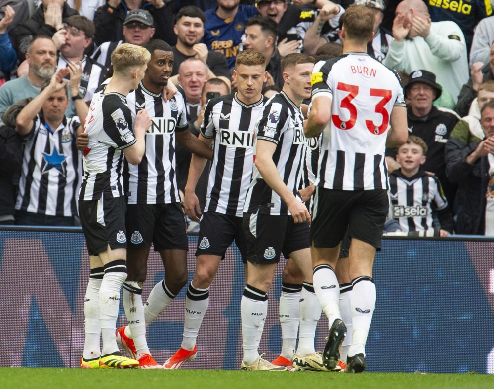 English Premier League - Newcastle United vs Tottenham Hotspur