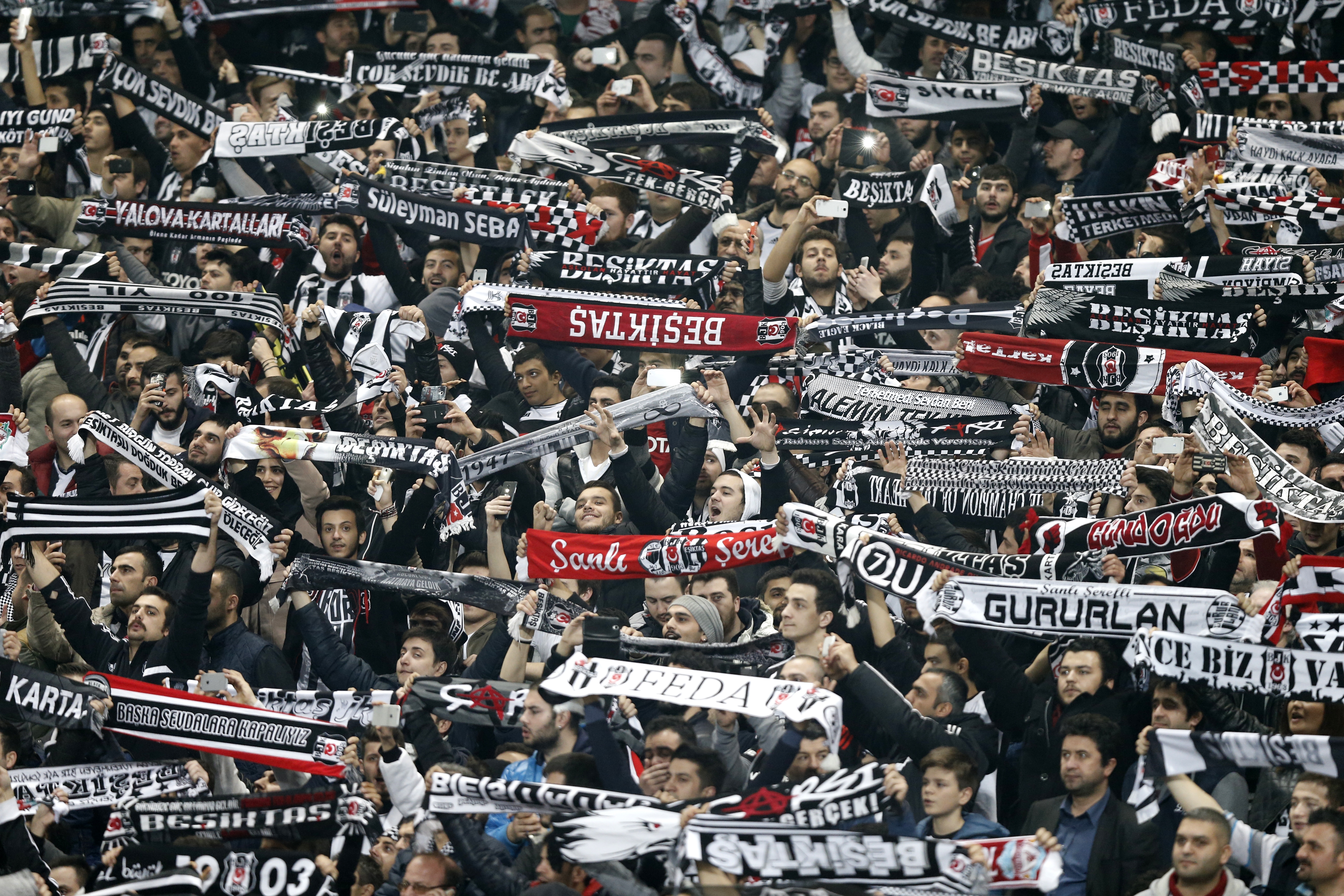 Besiktas Istanbul vs Liverpool FC