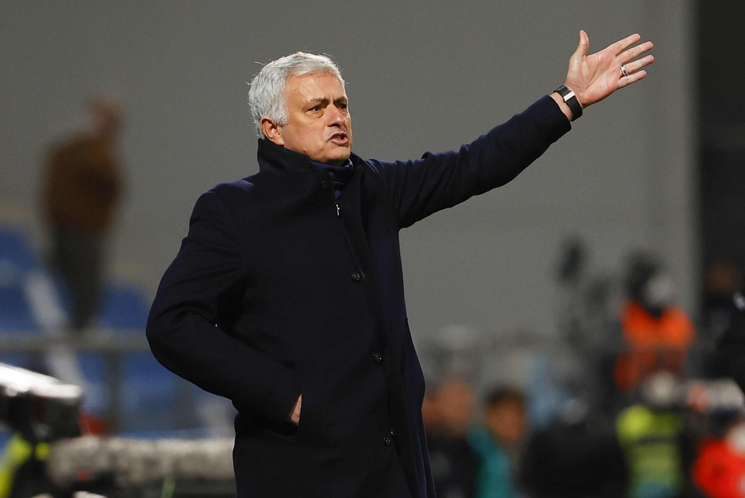 epa09753734 Roma's head coach Jose Mourinho reacts during the Italian Serie A soccer match between US Sassuolo Calcio and AS Roma in Reggio Emilia, Italy, 13 February 2022.  EPA-EFE/ELISABETTA BARACCHI
