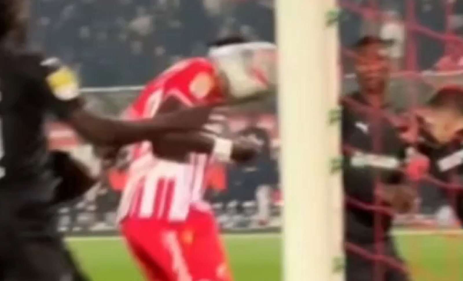 endiaje gol ruka rame