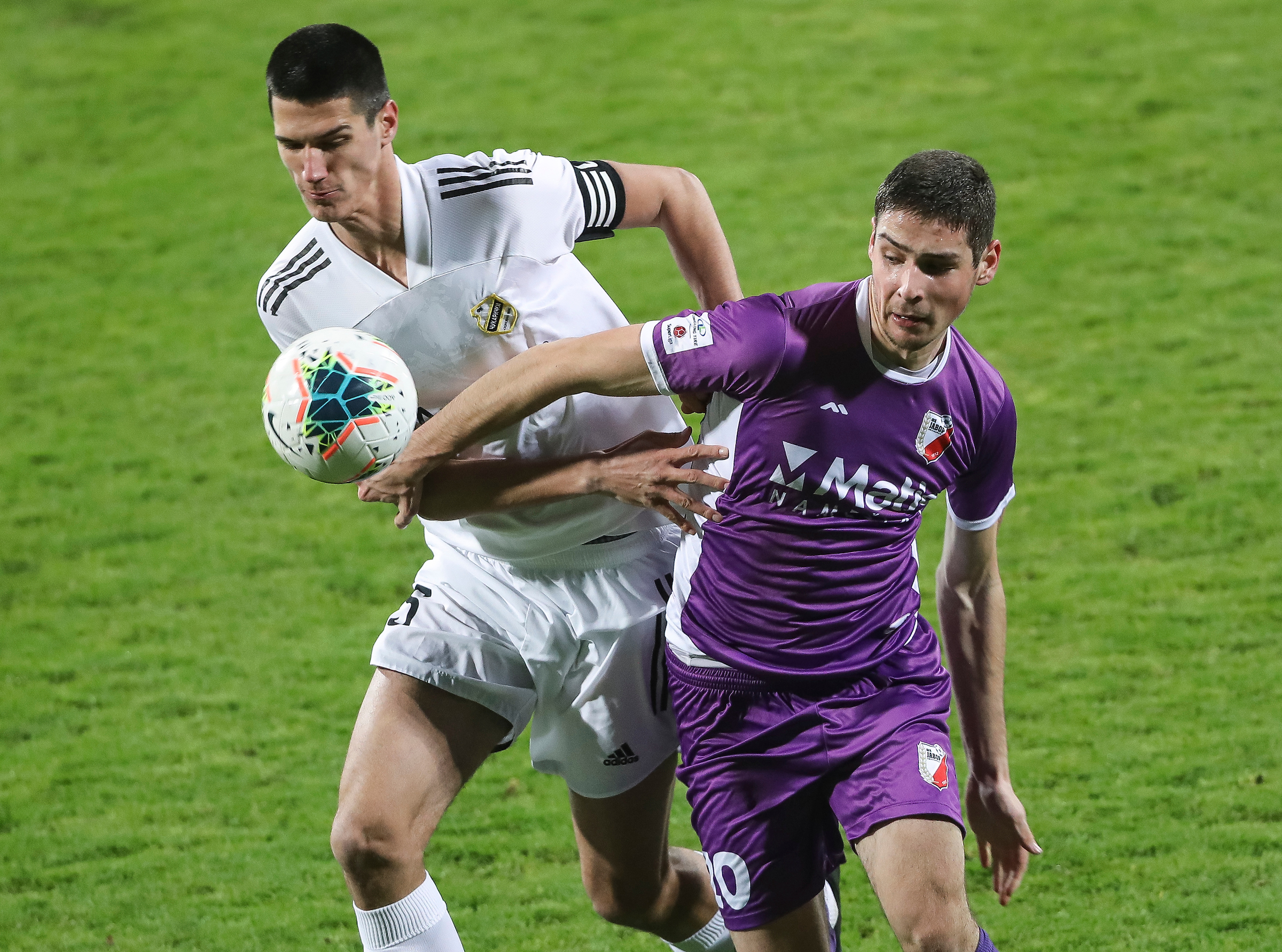 Fudbal Super League Season 2020-2021
Cukaricki V Javor (Ivanjica)
Andrej Ilic (R) and Stefan Sapic
Beograd, 11.12.2020.
foto: Srdjan Stevanovic/Starsportphoto ©