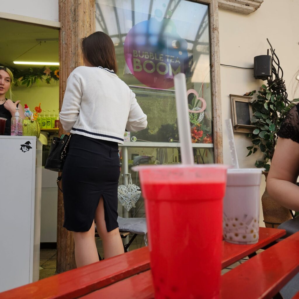 Hranom protiv Lucifera, Jazavitza, Jazavica, bubble tea boom Foto: Jazavitza