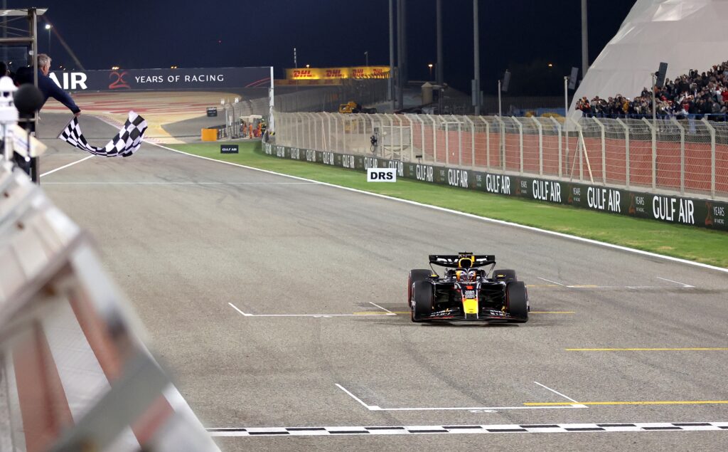 epa11194352 Red Bull Racing driver Max Verstappen of Netherlands wins the Formula One Bahrain Grand Prix, at Bahrain International Circuit in Sakhir, Bahrain, 02  March 2024.  EPA-EFE/ALI HAIDER / POOL