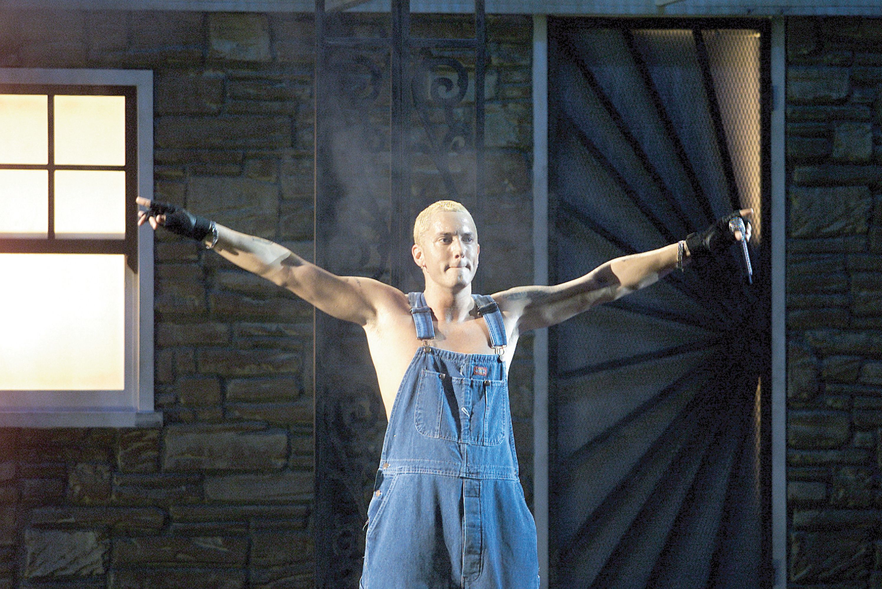 21st BRIT Awards with Mastercard, London, UK - 26 Feb 2001