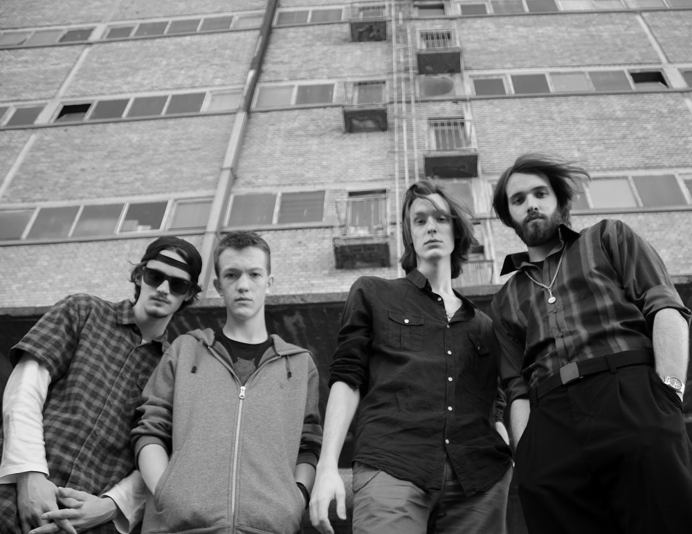 Bend AFOTIČKA ZONA u petak nastupa na Zidiću DOB