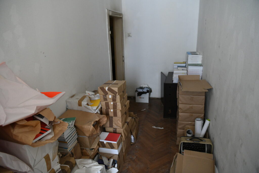 Beograd, 01.08.2024. Udruženje književnika Srbije, zgrada Udruženja književnika Srbije u Francuskoj 7, urušavanje zgrade, UKS, Klub književnika Foto: Amir Hamzagić/Nova.rs