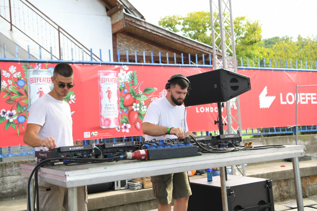 Vrnjačka Banja, 08.08.2024. Tuborg Lovefest festival u Vrnjačkoj Banji, bazen žurka Foto: Amir Hamzagić/Nova.rs