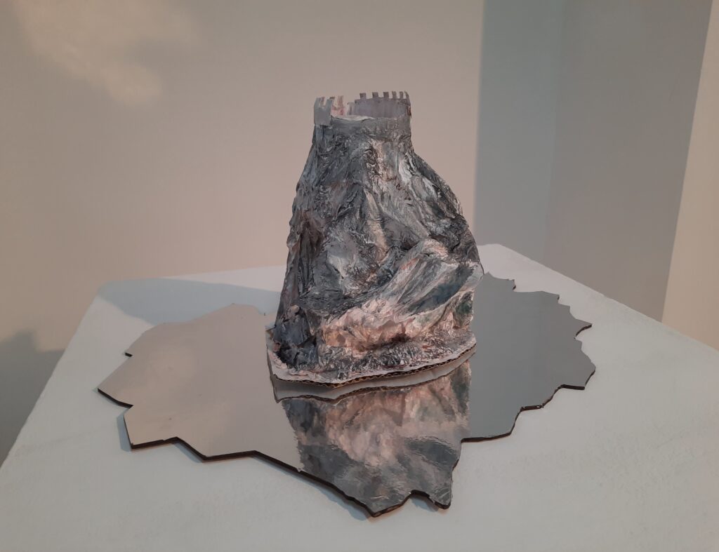 Užice 15. avgust 2024. Izložba užičkih studenata na umetničkim fakultetima i akademijama, pod nazivom „Oni koji dolaze“ u
Užicu, Foto:Slavica Panić/Nova.rs