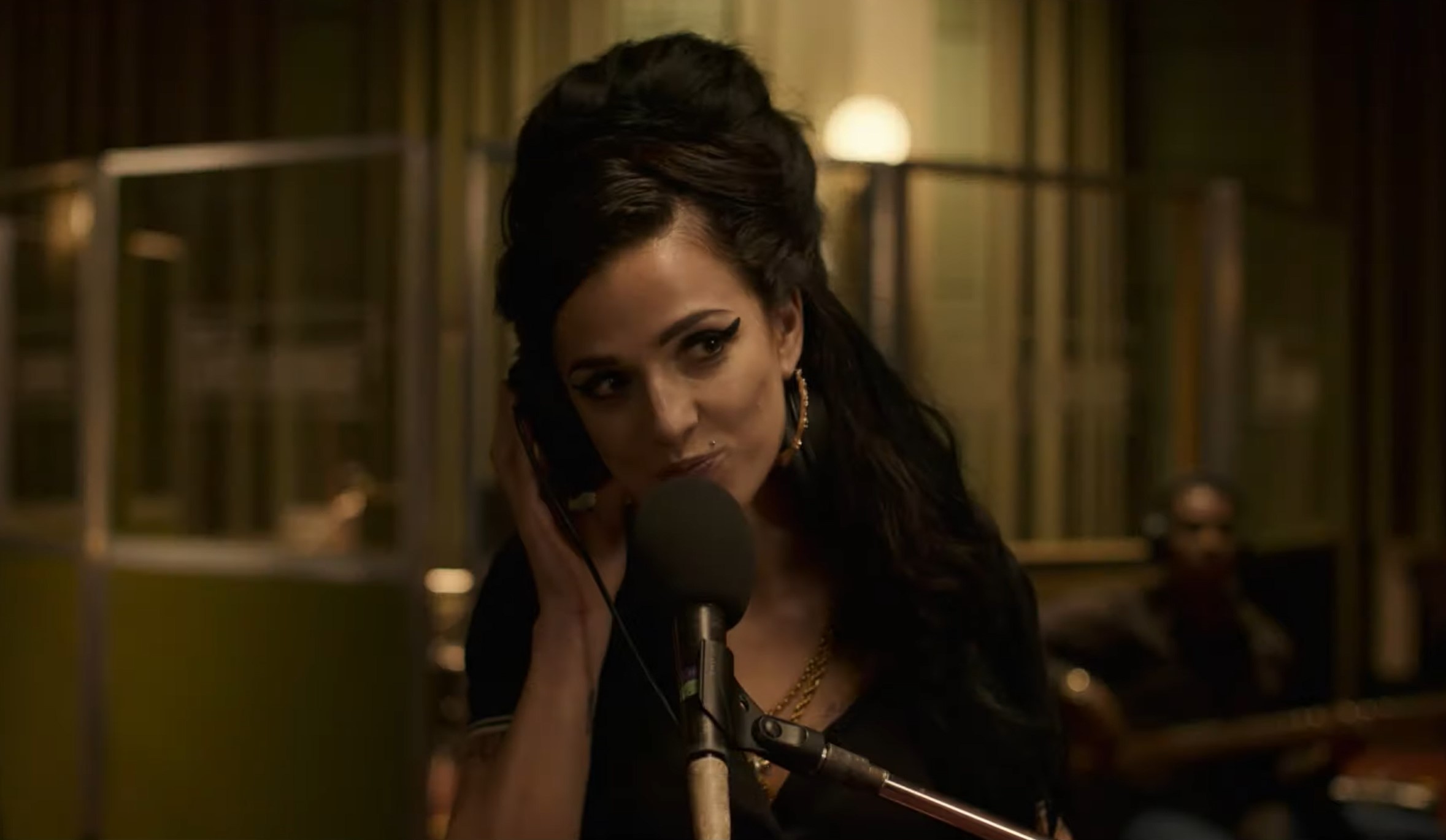 U BIOSKOPE STIŽE FILM O EJMI VAJNHAUS "BACK TO BLACK“